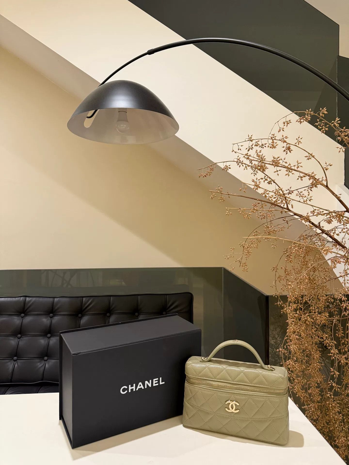 Chanel Pre-loved Bag Very good condition Size ONE SIZE - 2 Thumbnail