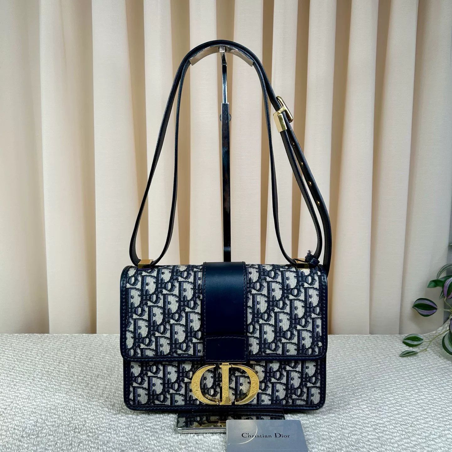 Dior Pre-loved Bag Very good condition Size ONE SIZE - 4 Thumbnail