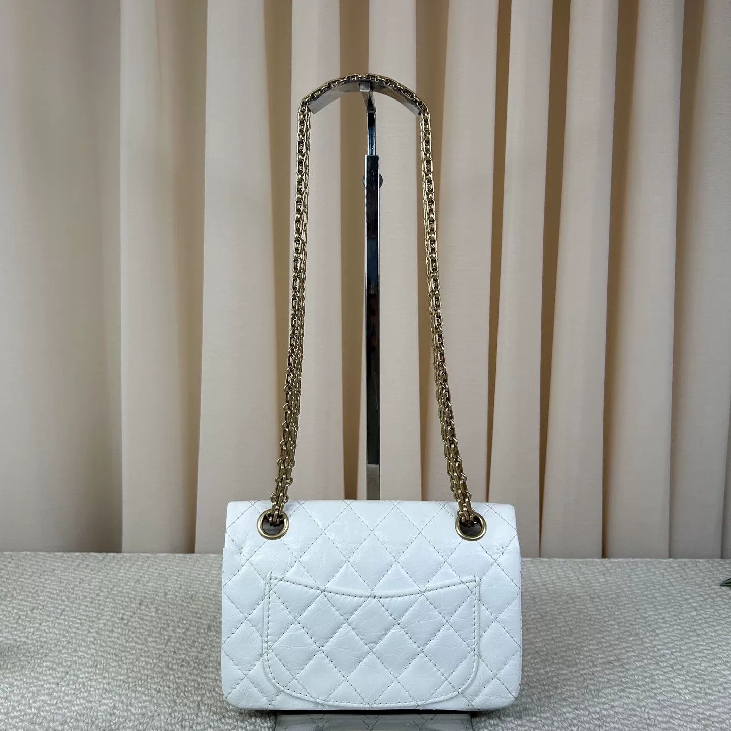 Chanel Pre-loved Bag Very good condition Size ONE SIZE - 2 Thumbnail