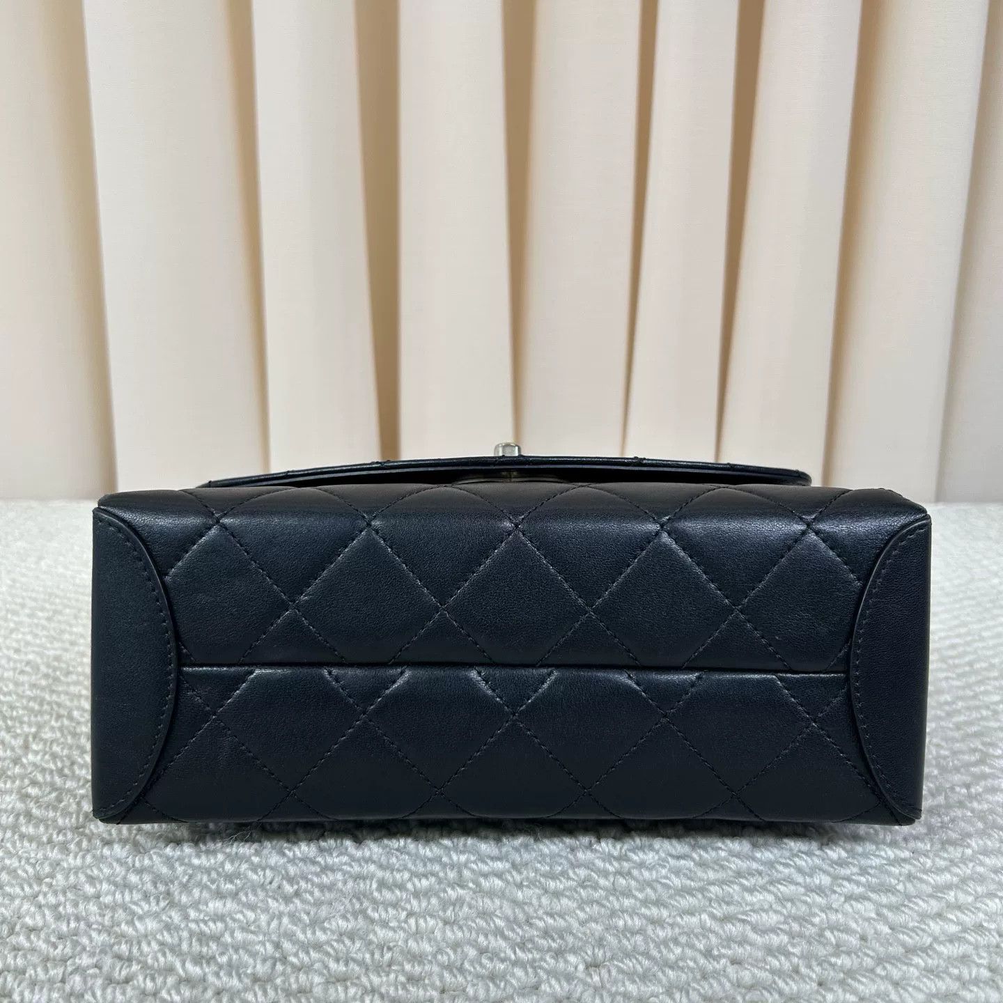 Chanel Pre-loved Bag Very good condition Size ONE SIZE - 3 Thumbnail