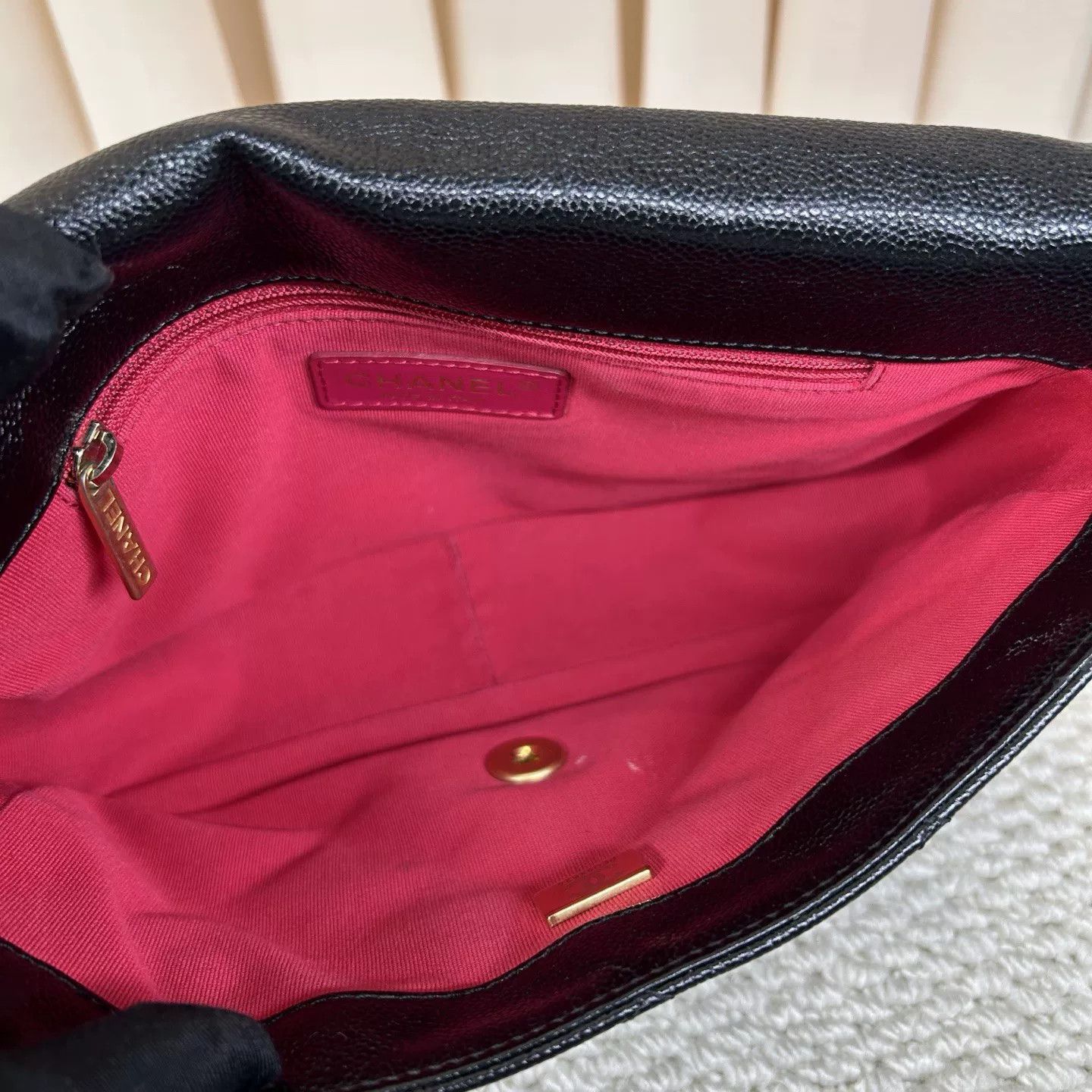 Chanel Pre-loved Bag Very good condition Size ONE SIZE - 4 Thumbnail