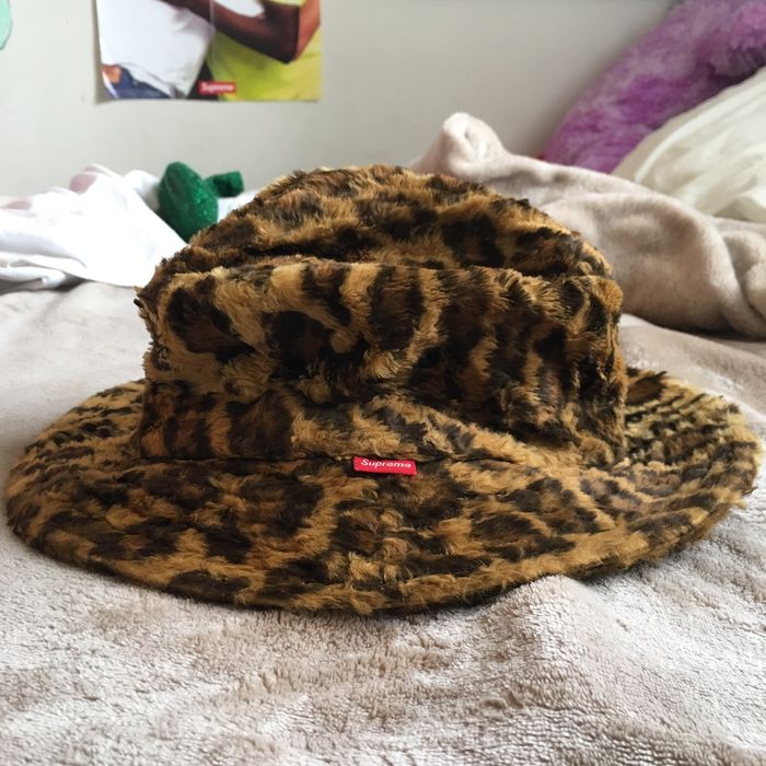 Supreme leopard bucket store hat