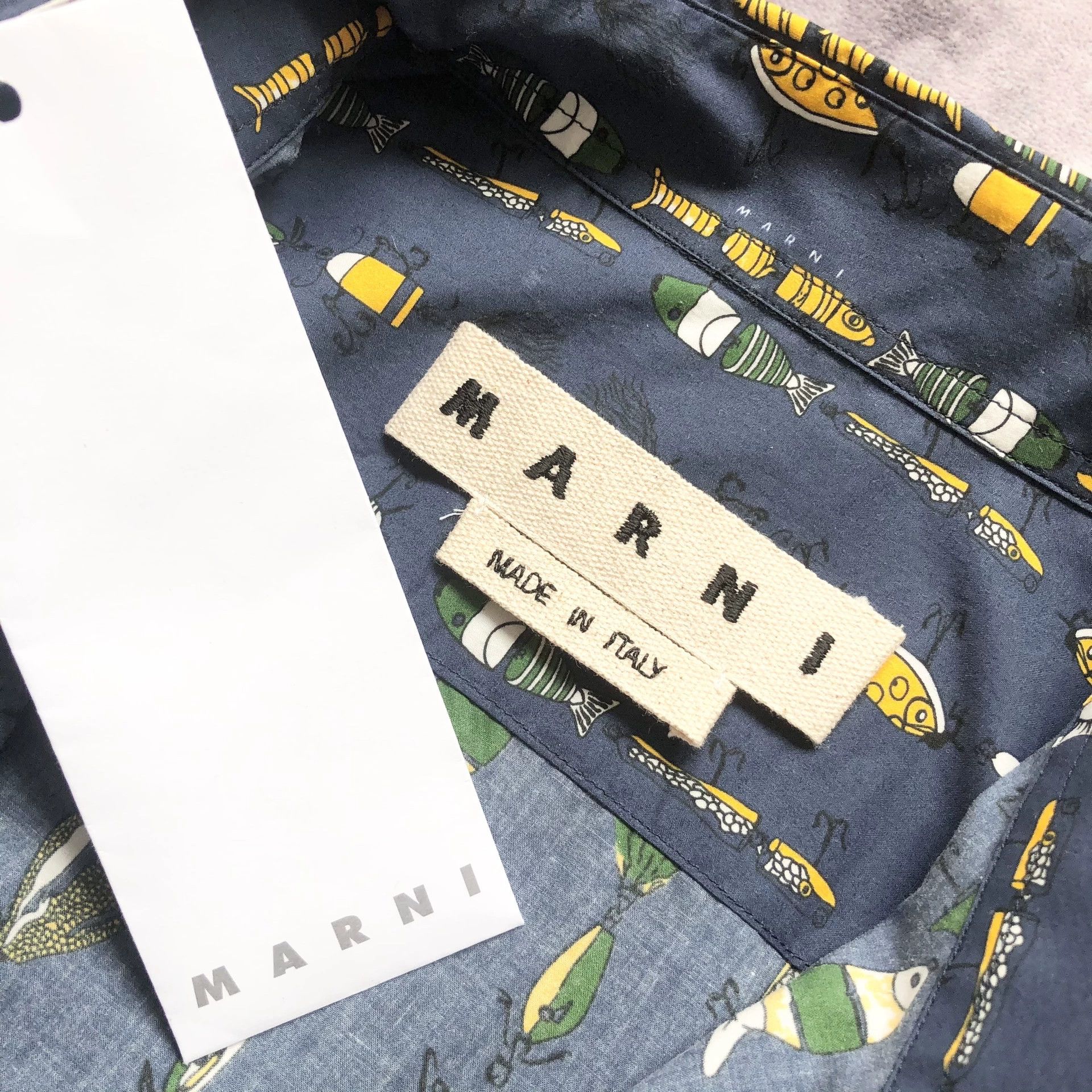 Marni MARNI Men's Long Sleeve Fish Shirt Size US M / EU 48-50 / 2 - 8 Thumbnail
