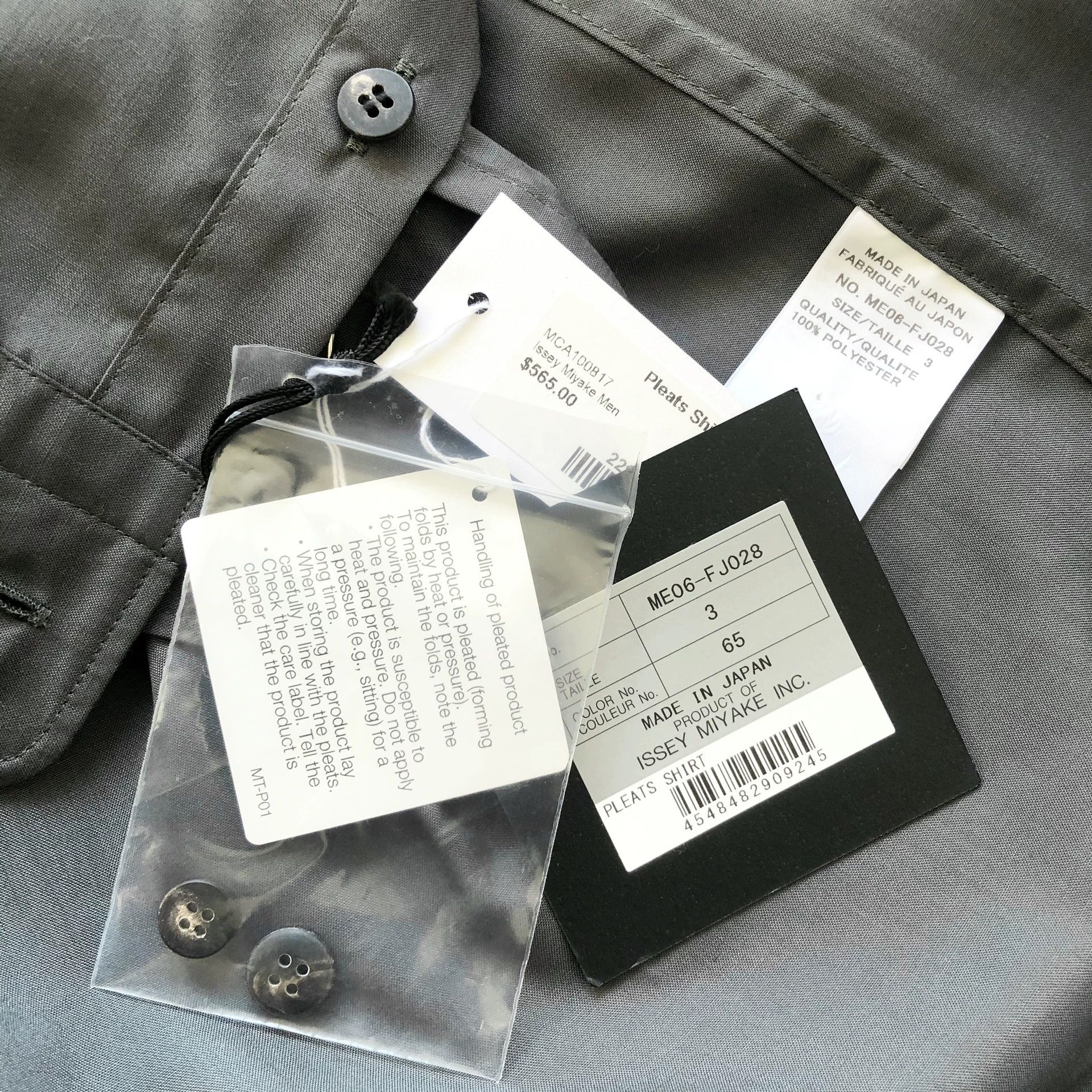 Issey Miyake Issey Miyake Men Pleats Long-Sleeve Shirt Size US L / EU 52-54 / 3 - 9 Thumbnail