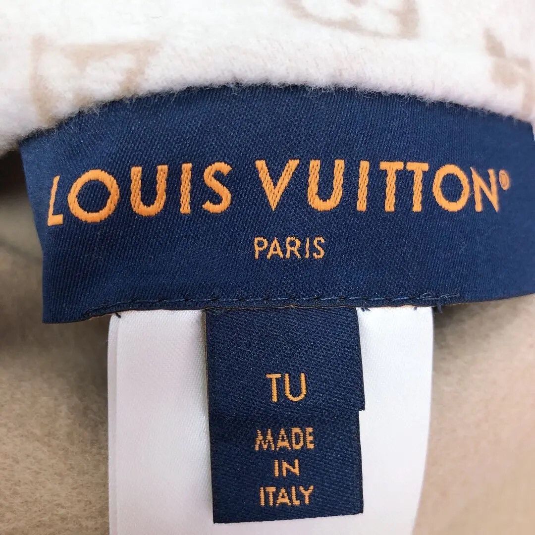 Louis Vuitton LV Monogram Lined Hooded Cashmere Cape Size L / US 10 / IT 46 - 8 Thumbnail