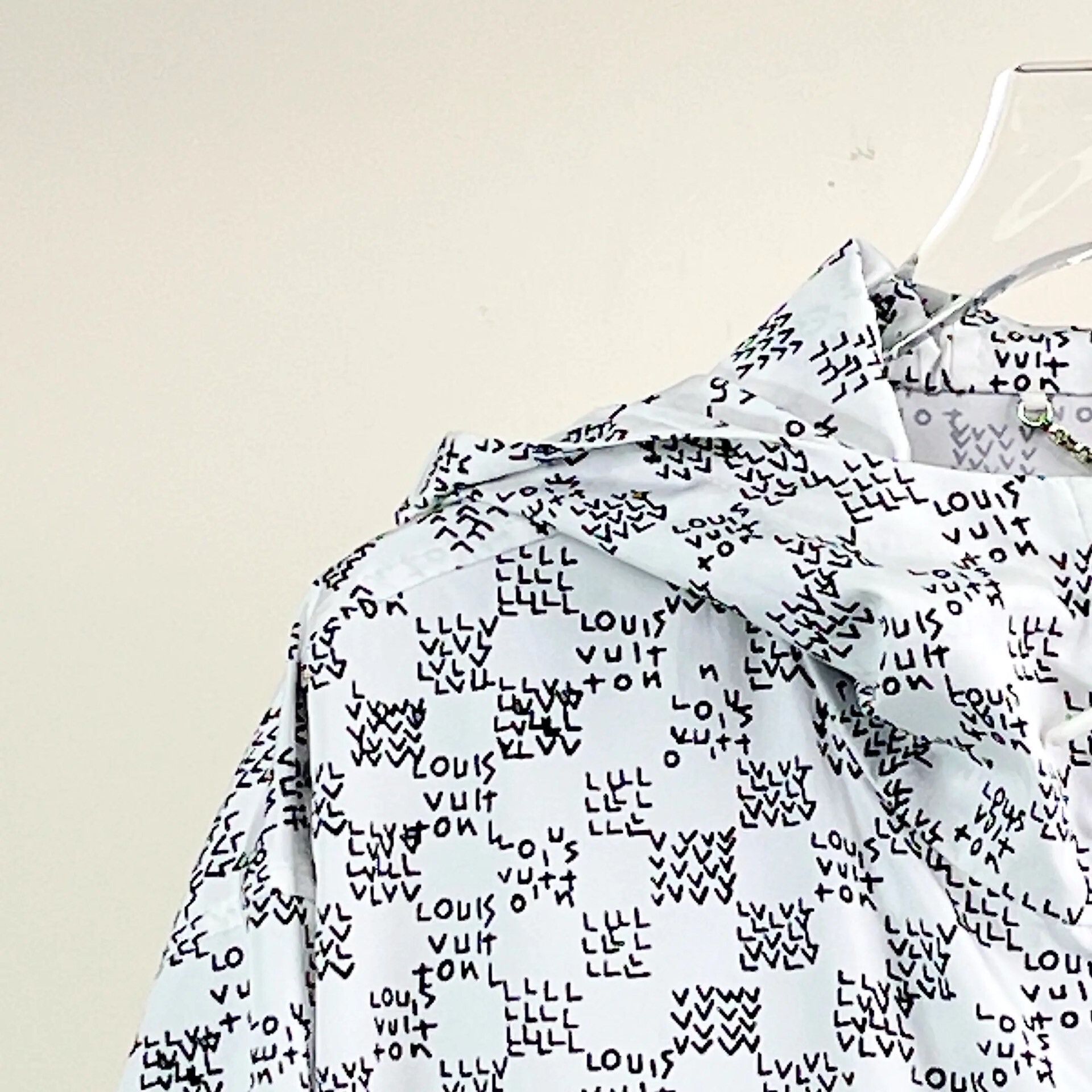 Louis Vuitton LV Louis Vuitton Small Logo Windproof Long Sleeve Shirt Size US M / EU 48-50 / 2 - 5 Thumbnail