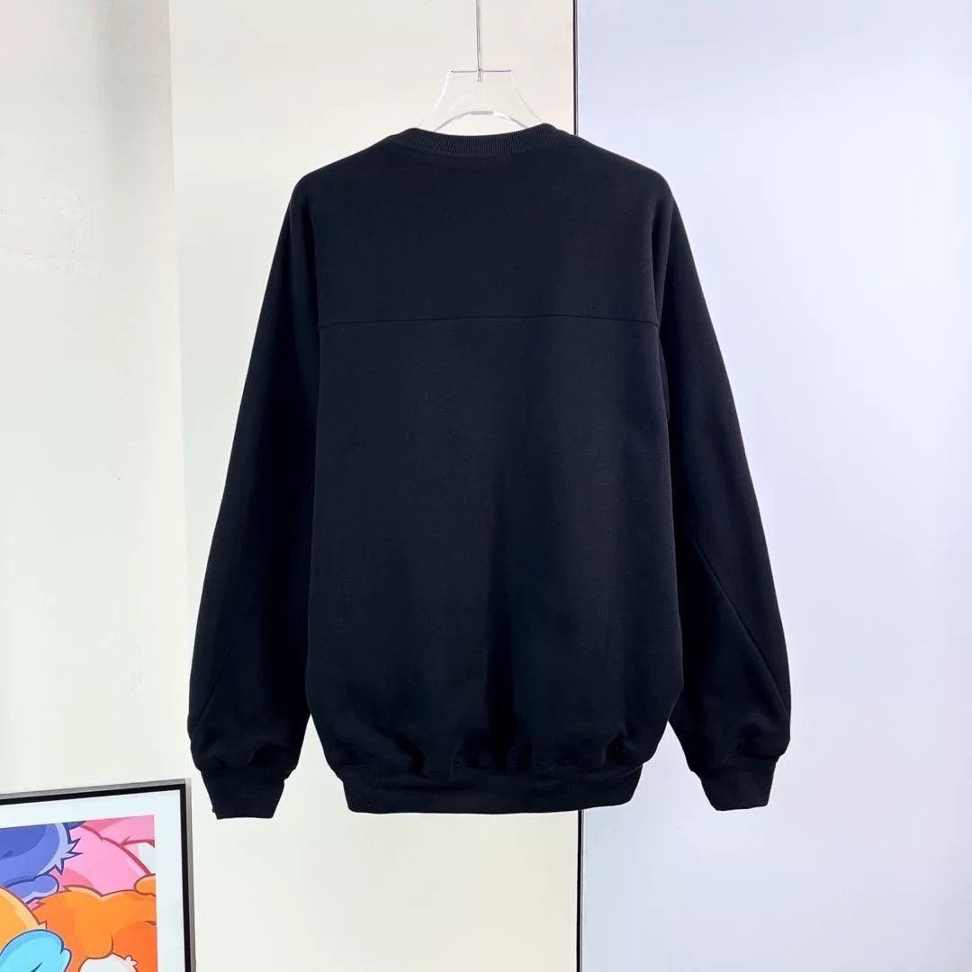 Yves Saint Laurent Saint Laurent YSL Black Pullover Sweatshirt Size M / US 6-8 / IT 42-44 - 3 Thumbnail