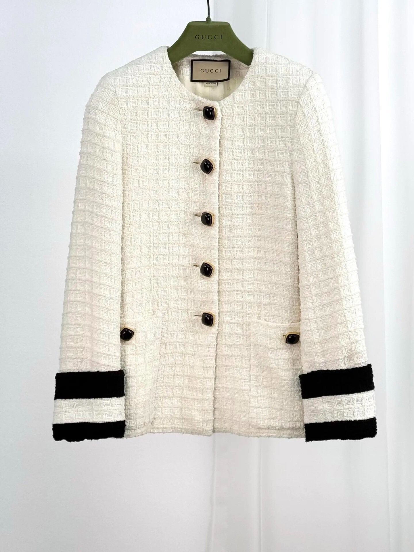 Gucci Gucci Beige Tweed Chanel-style Jacket Size XS / US 0-2 / IT 36-38 - 3 Thumbnail