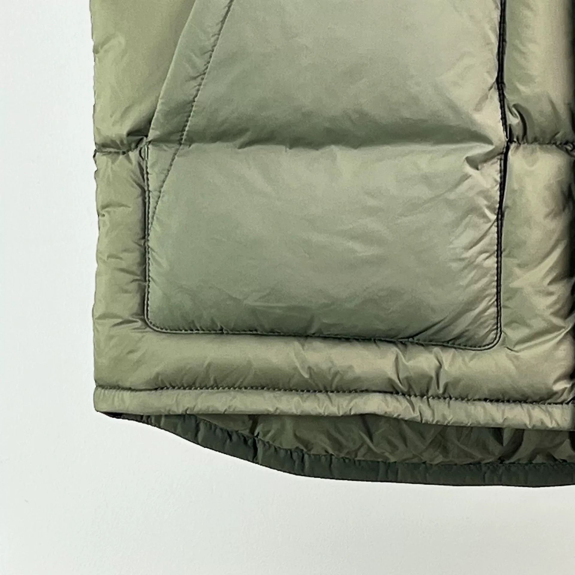 Celine Celine Military Green Hooded Vest Coat Size XS / US 0-2 / IT 36-38 - 5 Thumbnail