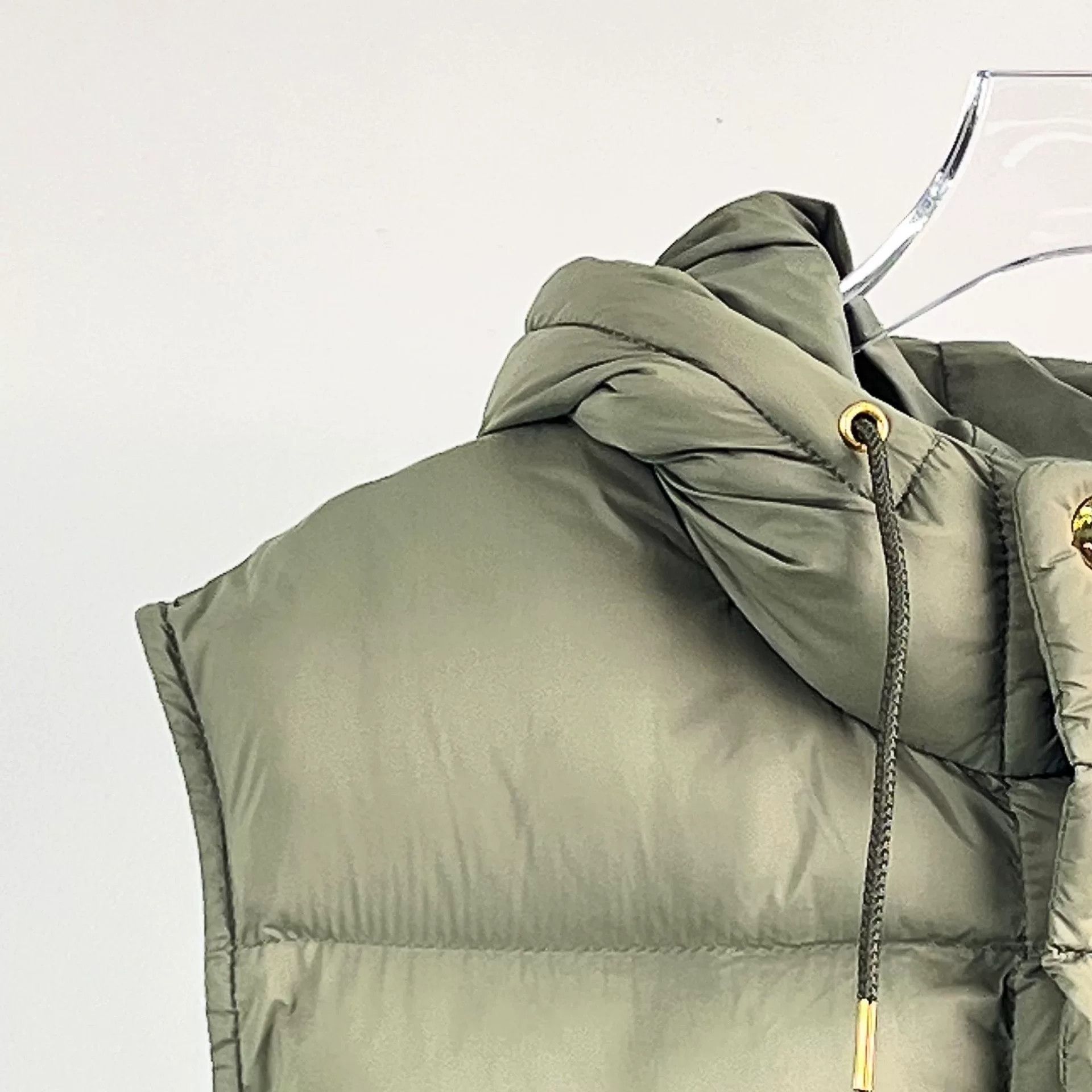 Celine Celine Military Green Hooded Vest Coat Size XS / US 0-2 / IT 36-38 - 4 Thumbnail