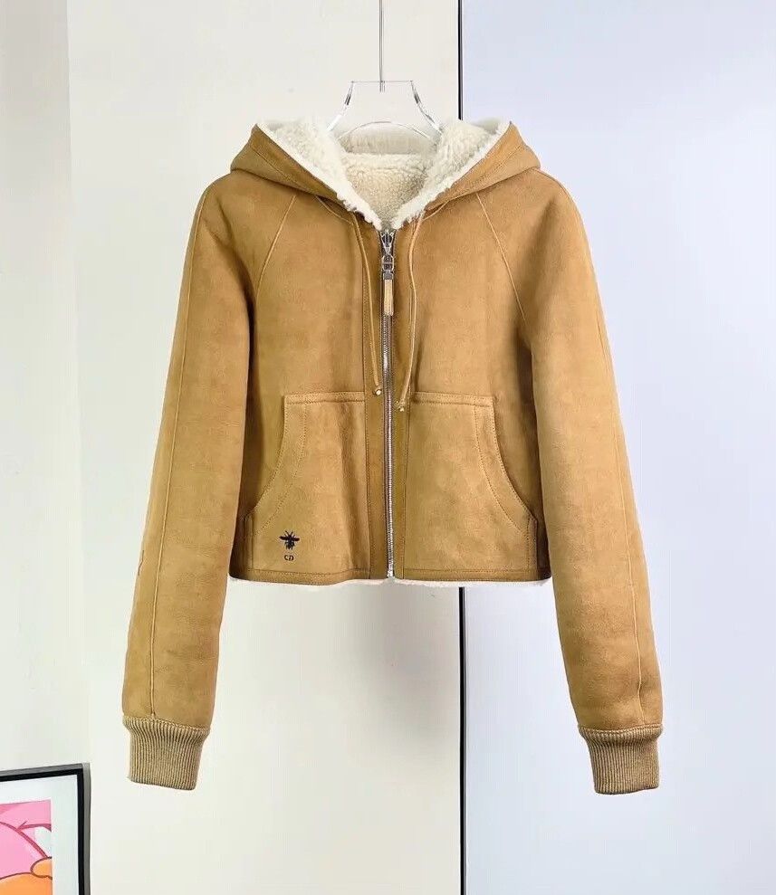 Dior Dior Reversible Hooded Shearling Short Coat Size XS / US 0-2 / IT 36-38 - 4 Thumbnail