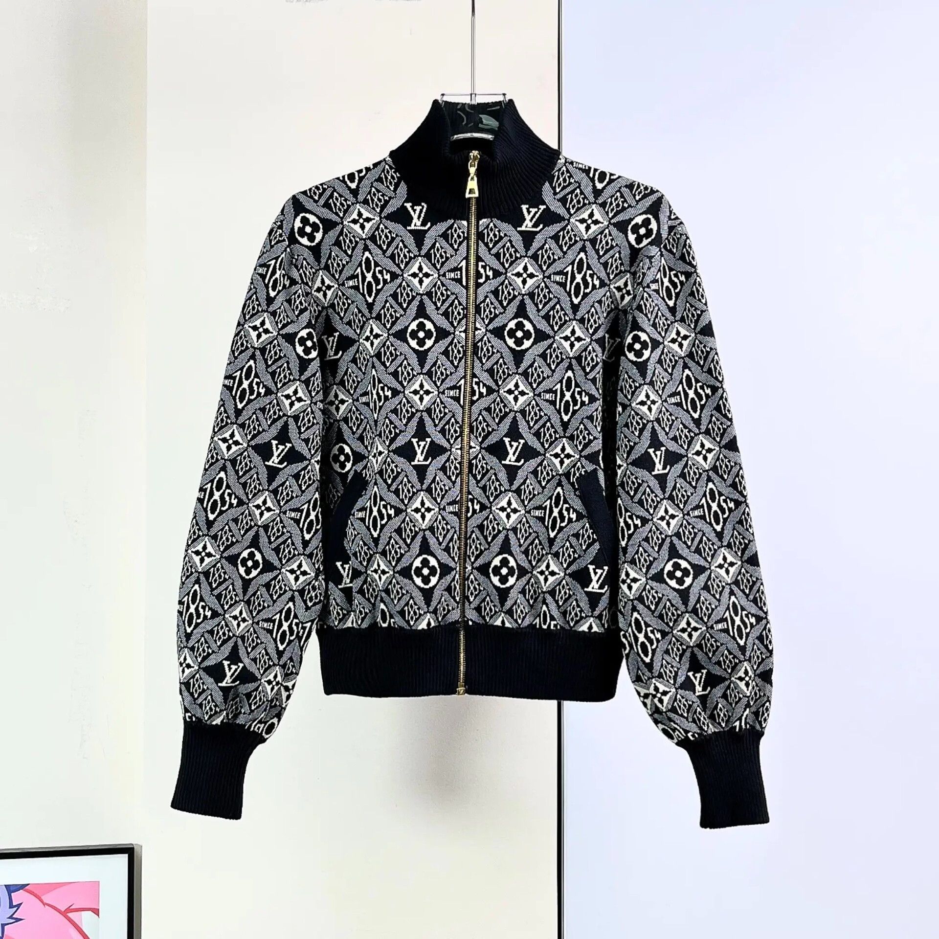 Louis Vuitton LV 1854 Monogram Zip Jacket Size XS / US 0-2 / IT 36-38 - 2 Thumbnail