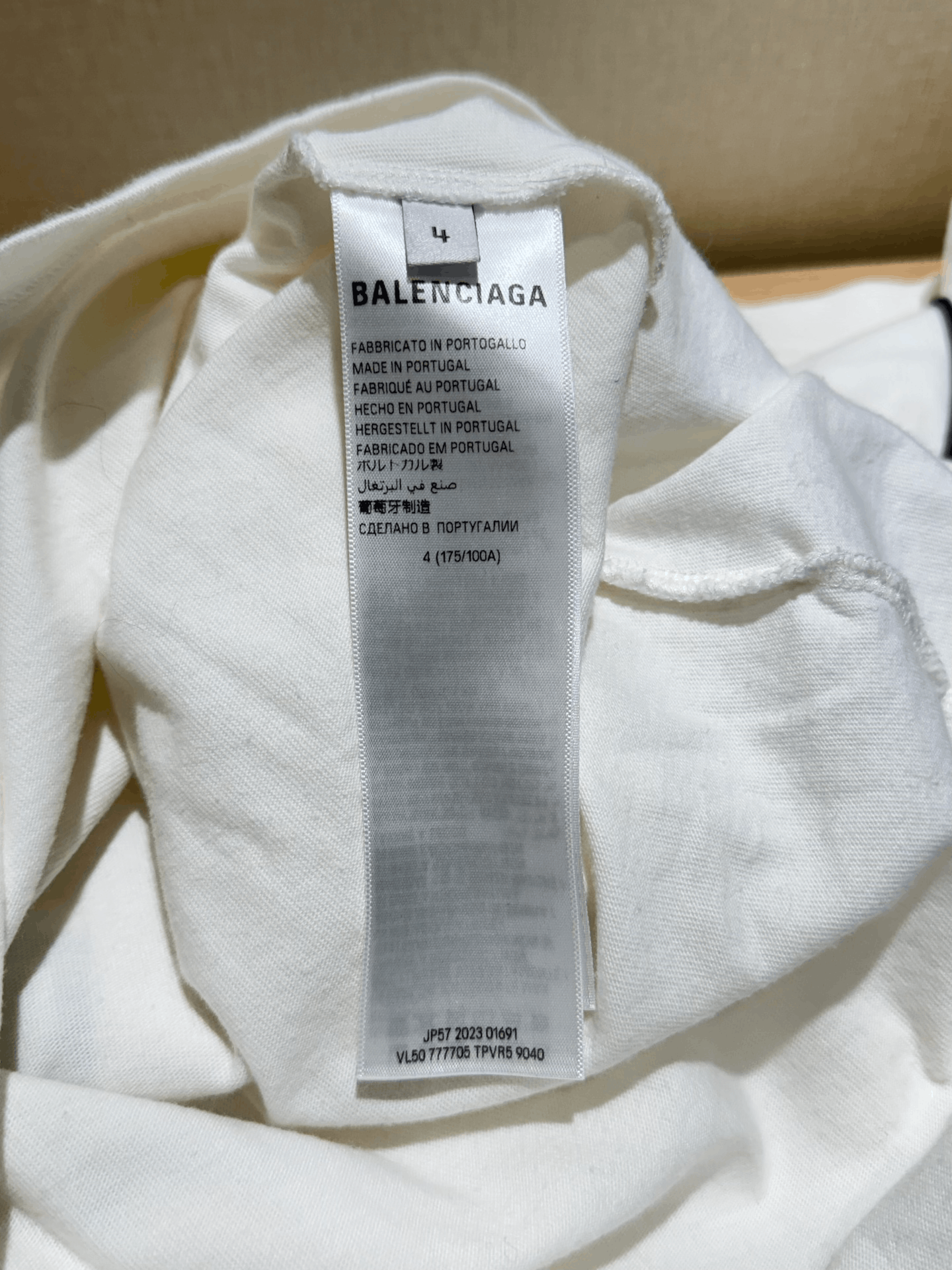 Balenciaga Balenciaga Paria x Manchester United Paris Limited T-shirt Size US XL / EU 56 / 4 - 4 Thumbnail