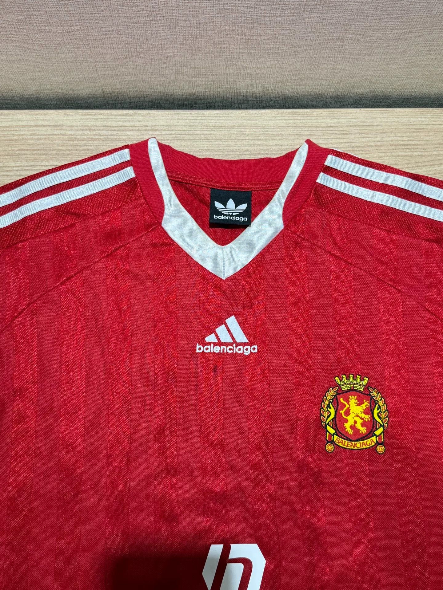 Balenciaga Balenciaga x Adidas Jersey Short-Sleeve T-Shirt Size US XL / EU 56 / 4 - 3 Thumbnail