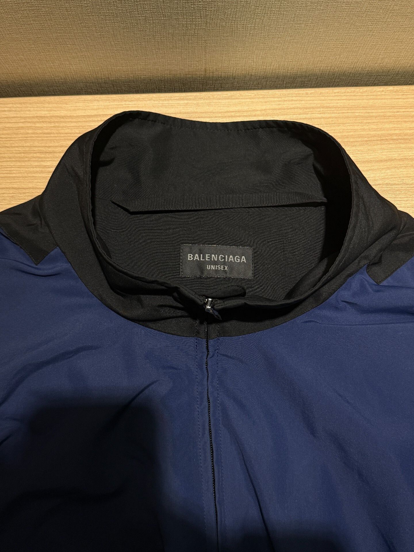 Balenciaga Balenciaga SS24 3B Off Shoulder Tracksuit Jacket Size XS / US 0-2 / IT 36-38 - 3 Thumbnail