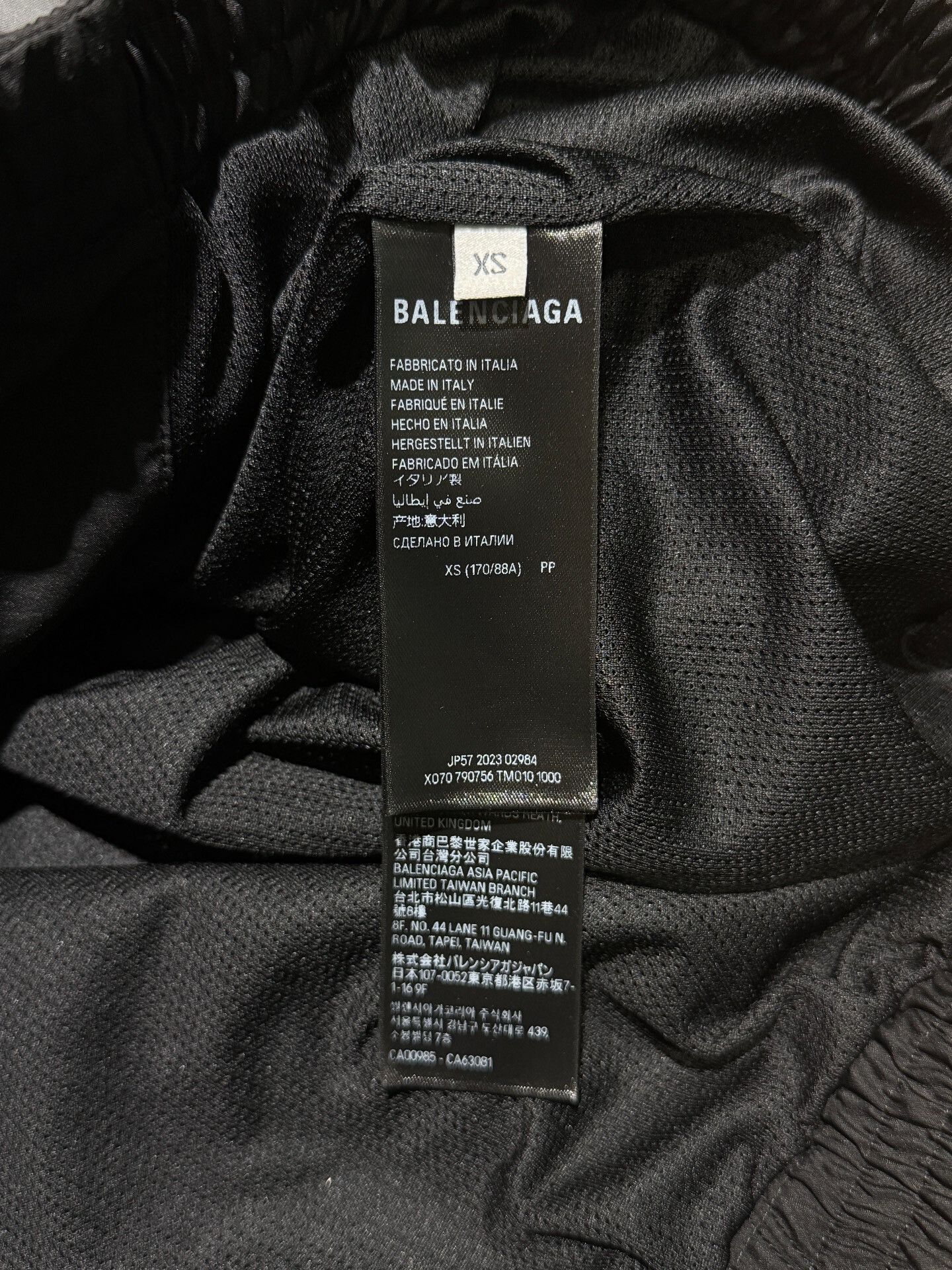 Balenciaga Balenciaga SS24 3B Off Shoulder Tracksuit Jacket Size XS / US 0-2 / IT 36-38 - 6 Thumbnail