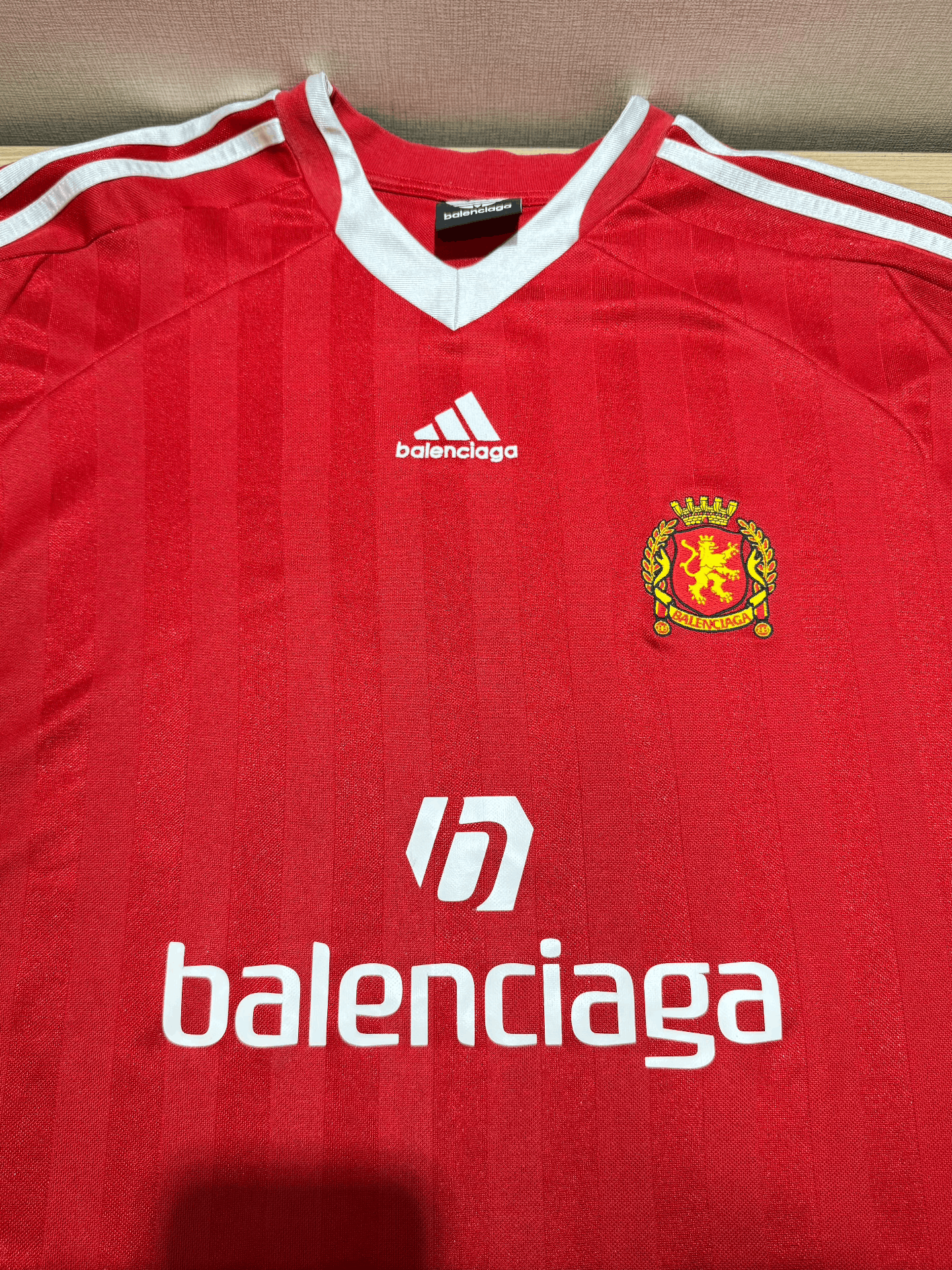 Balenciaga Balenciaga x Adidas Jersey Short-Sleeve T-Shirt Size US L / EU 52-54 / 3 - 6 Thumbnail