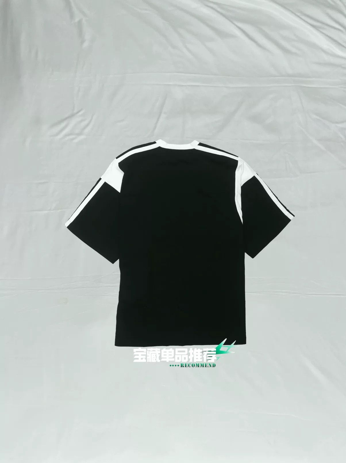 Balenciaga Balenciaga FW22 Embroidered Logo T-shirt Size US M / EU 48-50 / 2 - 2 Thumbnail