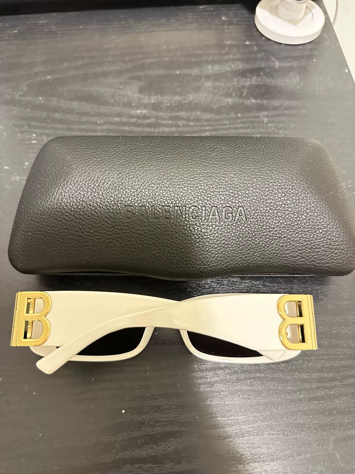 Balenciaga Balenciaga White Sunglasses in Case Size ONE SIZE - 2 Thumbnail