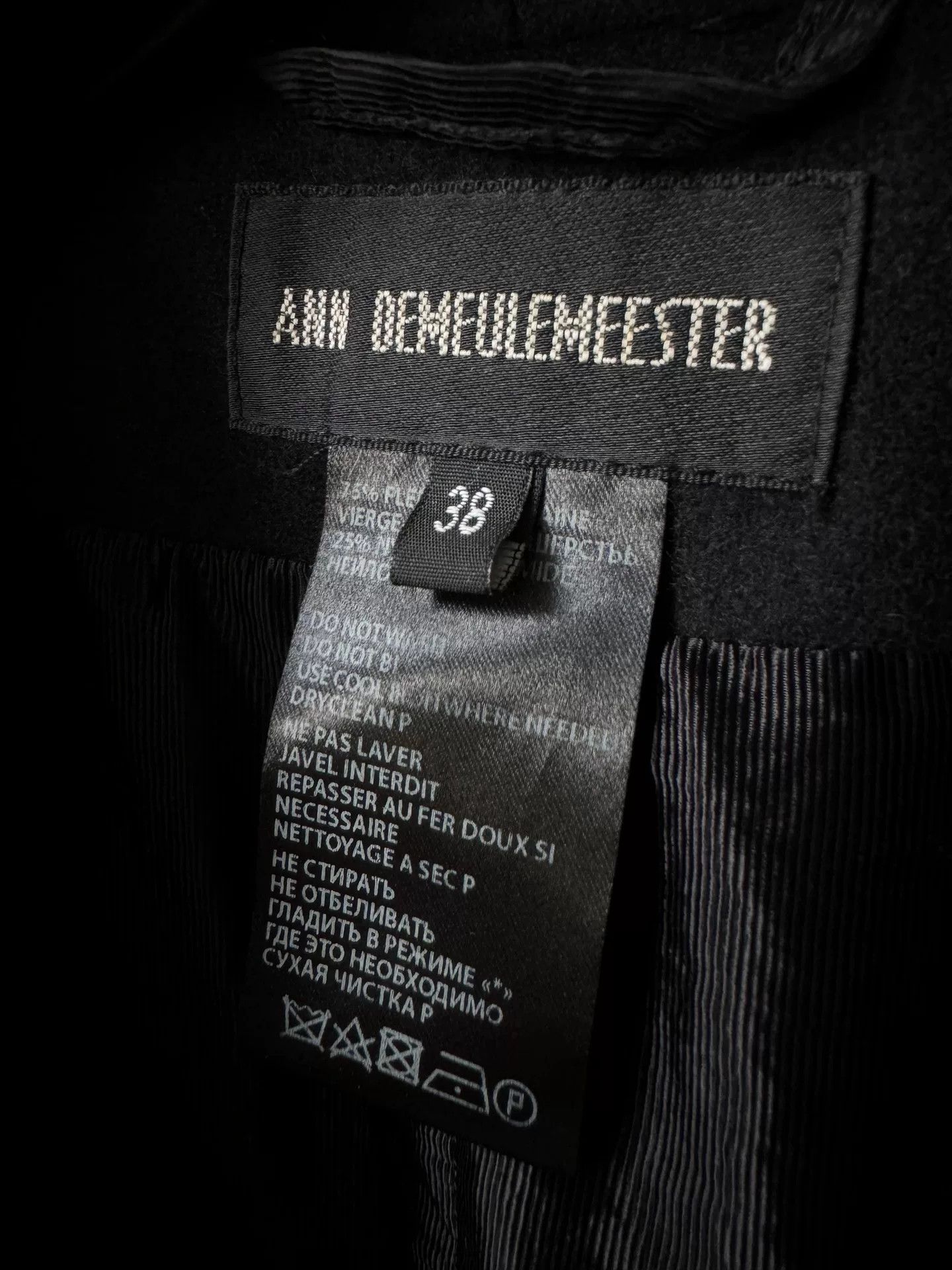 Ann Demeulemeester Ann Demeulemeester Wool Sleeveless Coat Size S / US 4 / IT 40 - 3 Thumbnail