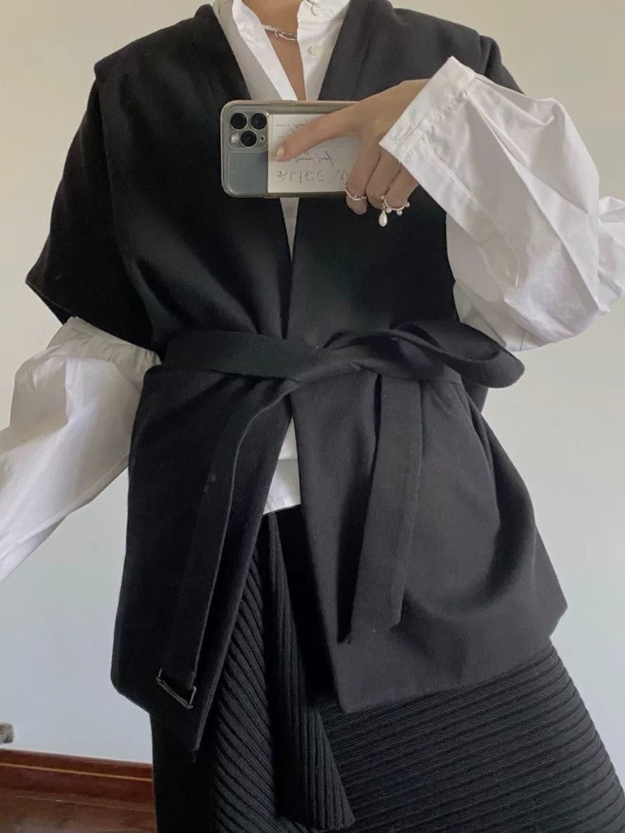 Ann Demeulemeester Ann Demeulemeester Wool Sleeveless Coat Size S / US 4 / IT 40 - 6 Thumbnail
