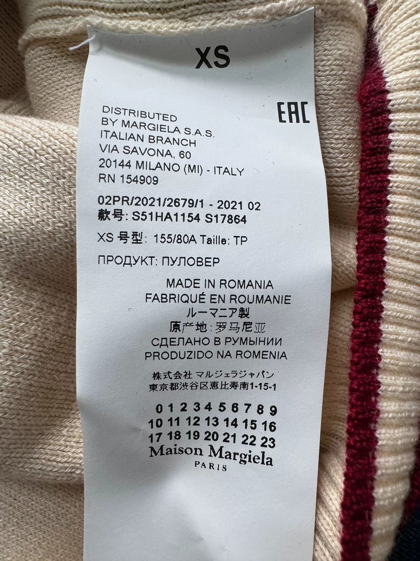 Maison Margiela Maison Margiela Knit Top with Unique Design Size US XS / EU 42 / 0 - 7 Thumbnail