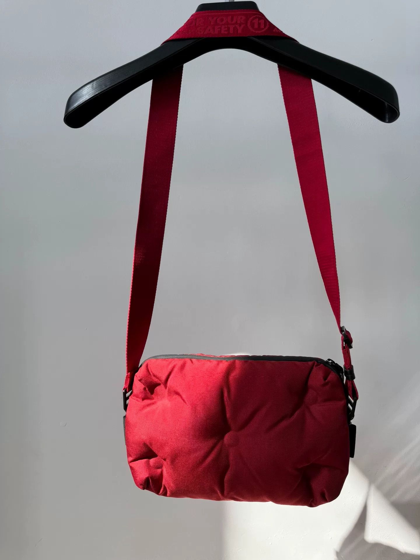 Maison Margiela Maison Margiela Red Canvas Shoulder Bag Size ONE SIZE - 2 Thumbnail