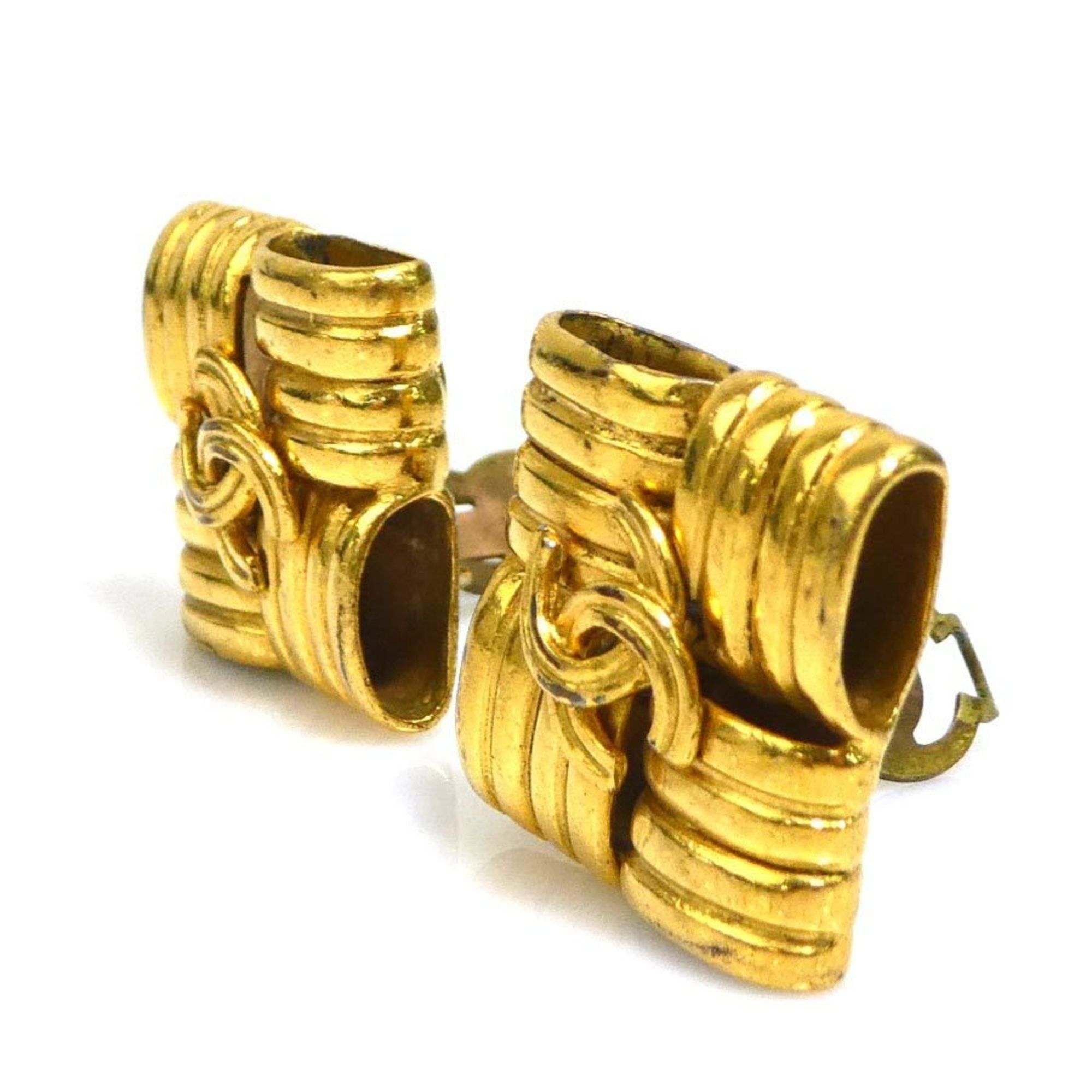 Chanel CHANEL Coco Mark Metal Gold Earrings for Women e61368j Size ONE SIZE - 2 Thumbnail