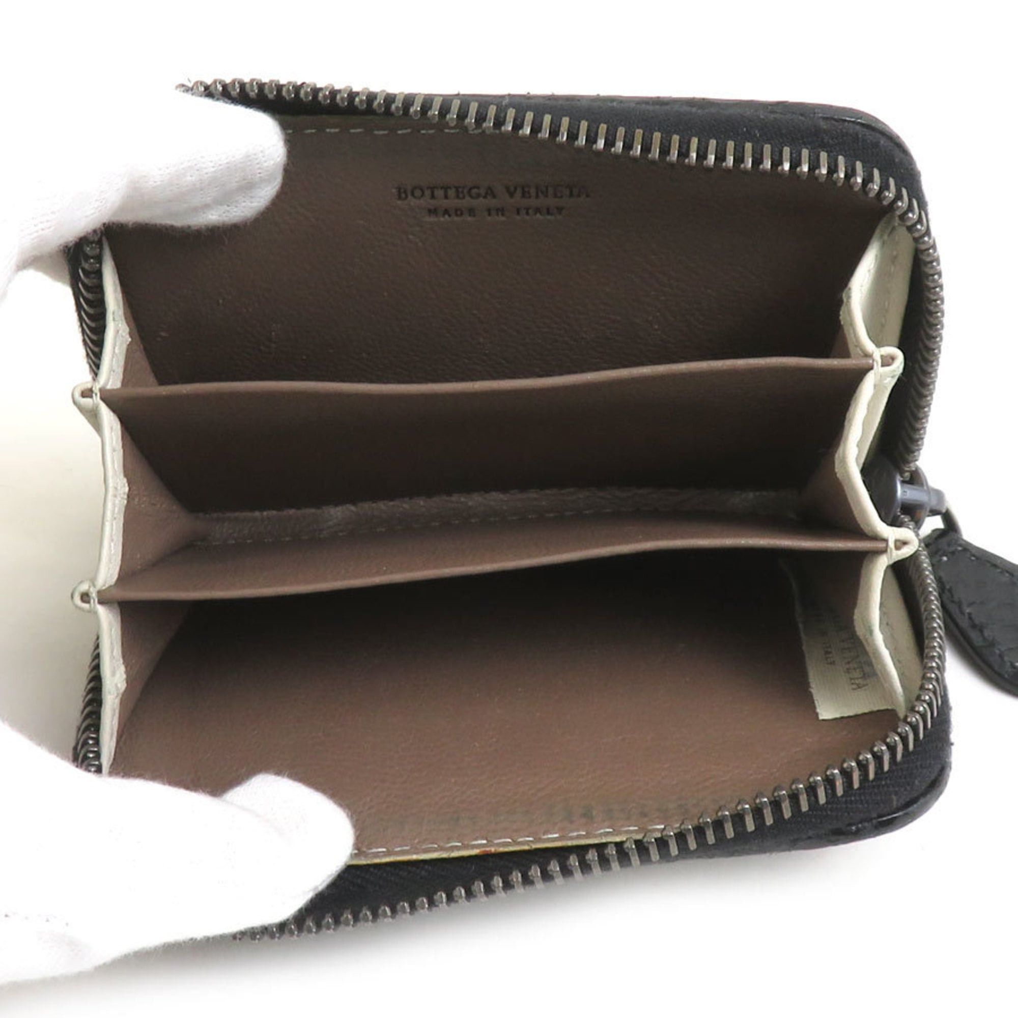 Bottega Veneta Bottega Veneta wallet with coin purse in intrecciato leather, black and white, unisex, h31866k Size ONE SIZE - 3 Thumbnail