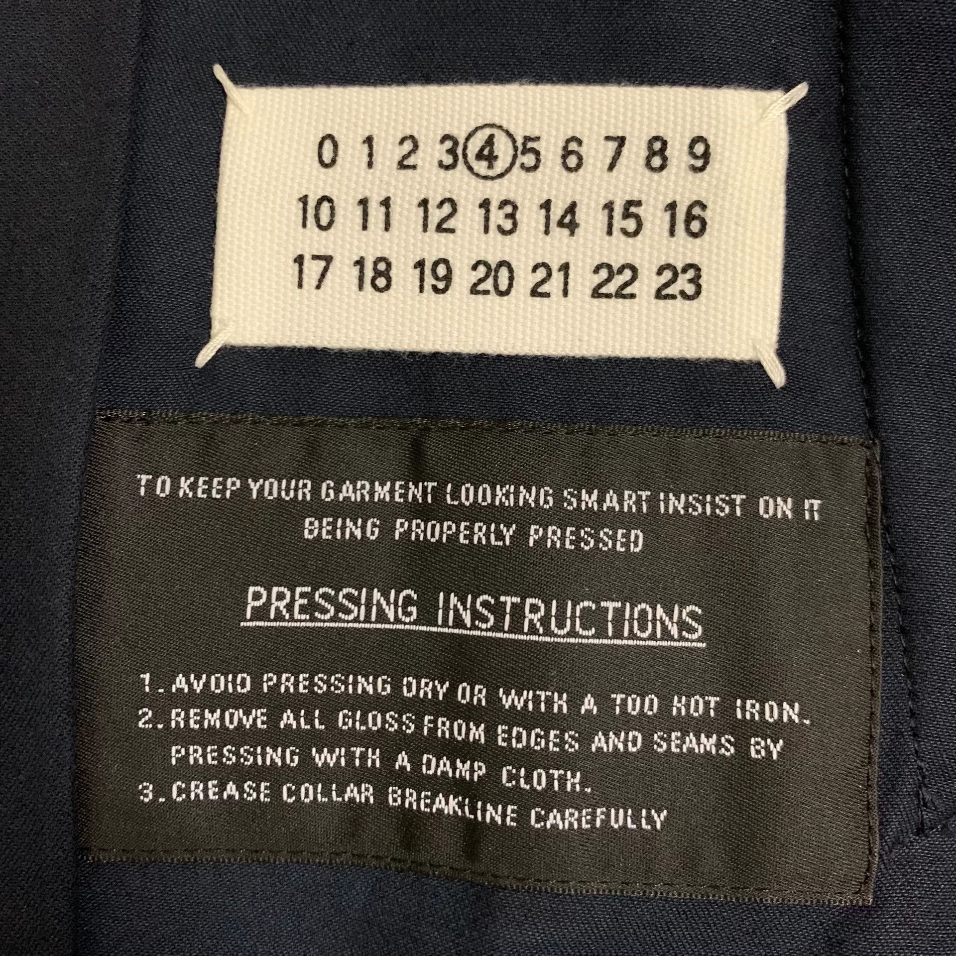 Maison Margiela Maison Margiela Navy Drawstring Trench Coat Size US S / EU 44-46 / 1 - 3 Thumbnail