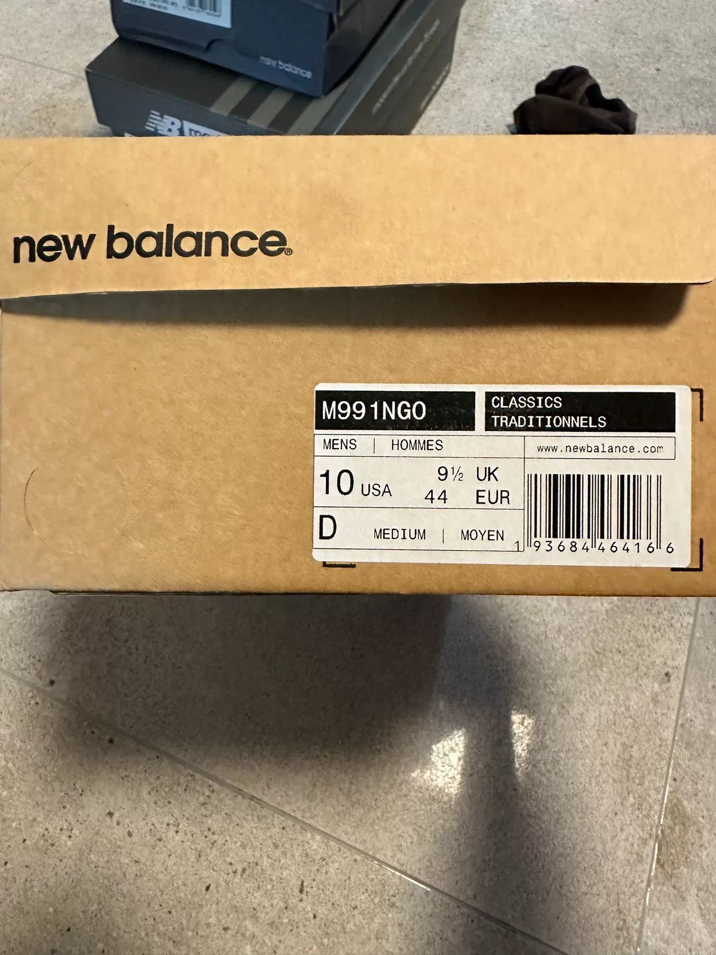 New Balance New Balance M991NGO Retro Running Shoes Size US 10 / EU 43 - 7 Thumbnail