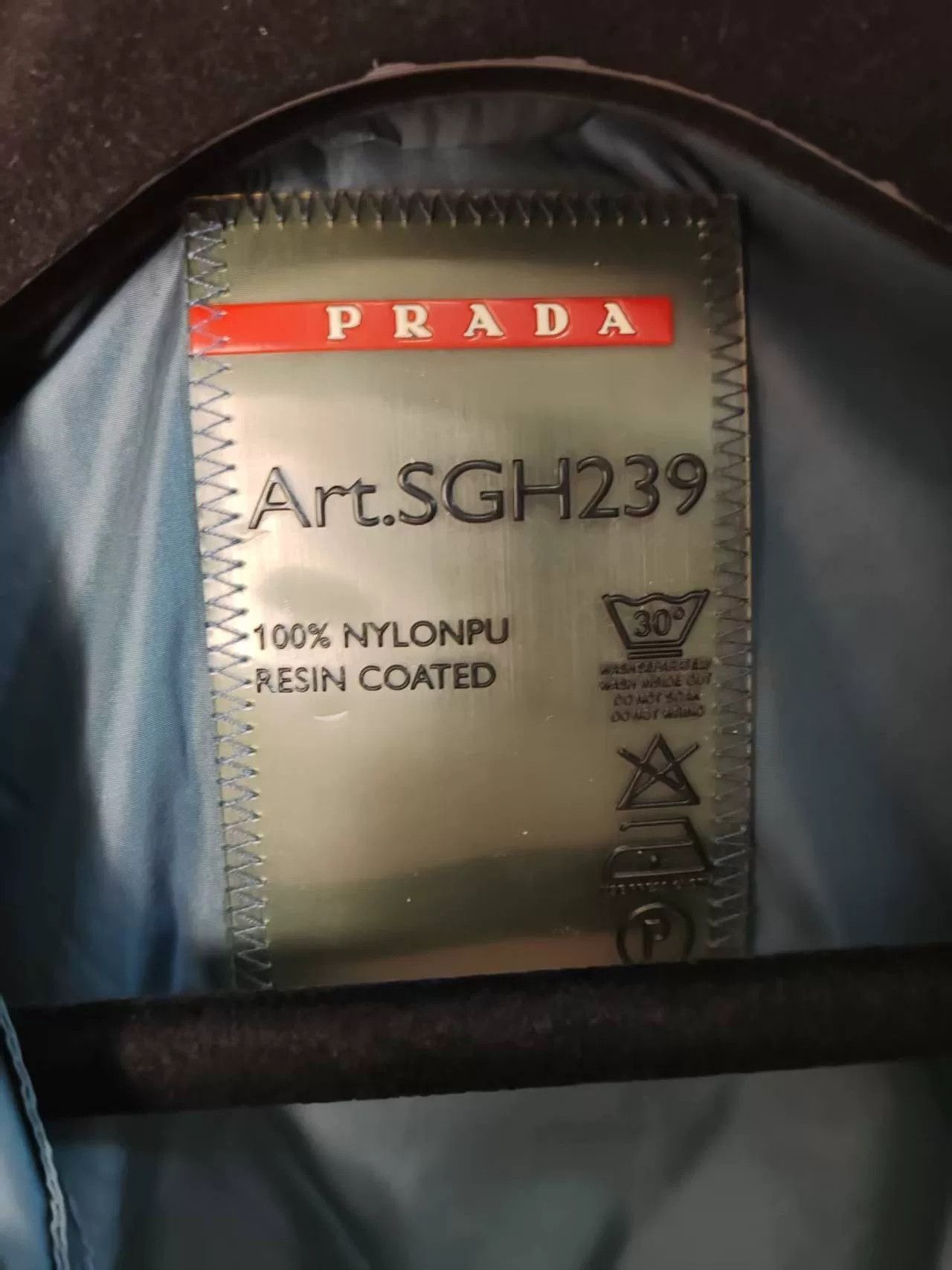 Prada Prada Nylon Vest with Triangle Logo Size US M / EU 48-50 / 2 - 3 Thumbnail