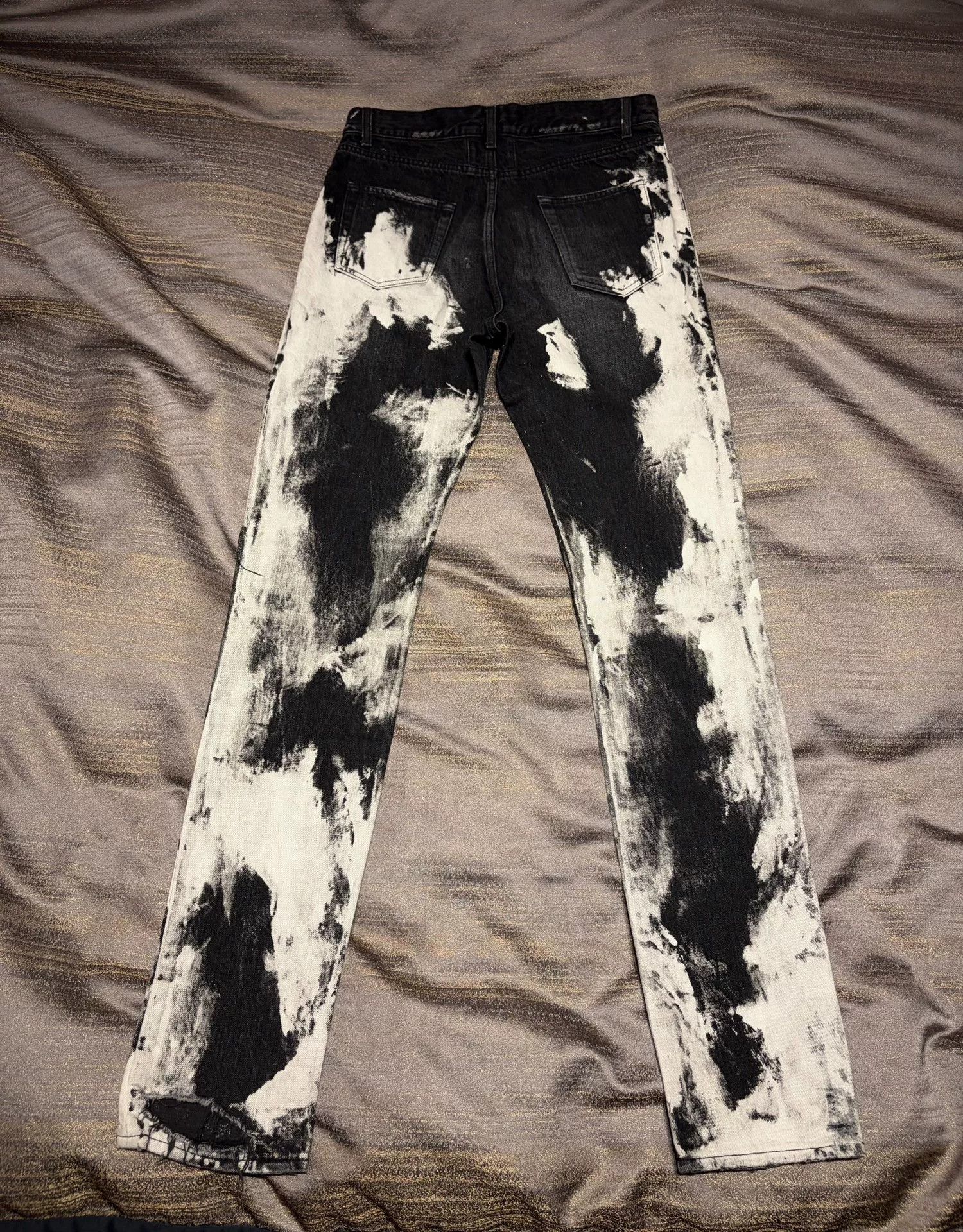 Saint Laurent Paris Saint Laurent Bleached Distressed Jeans 30 Size US 30 / EU 46 - 3 Thumbnail