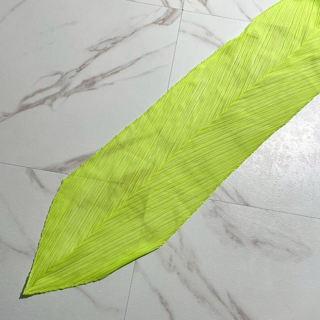 Issey Miyake ISSEY MIYAKE PLEATS PLEASE Pleated Processing Stole Yellow Size ONE SIZE - 3 Thumbnail