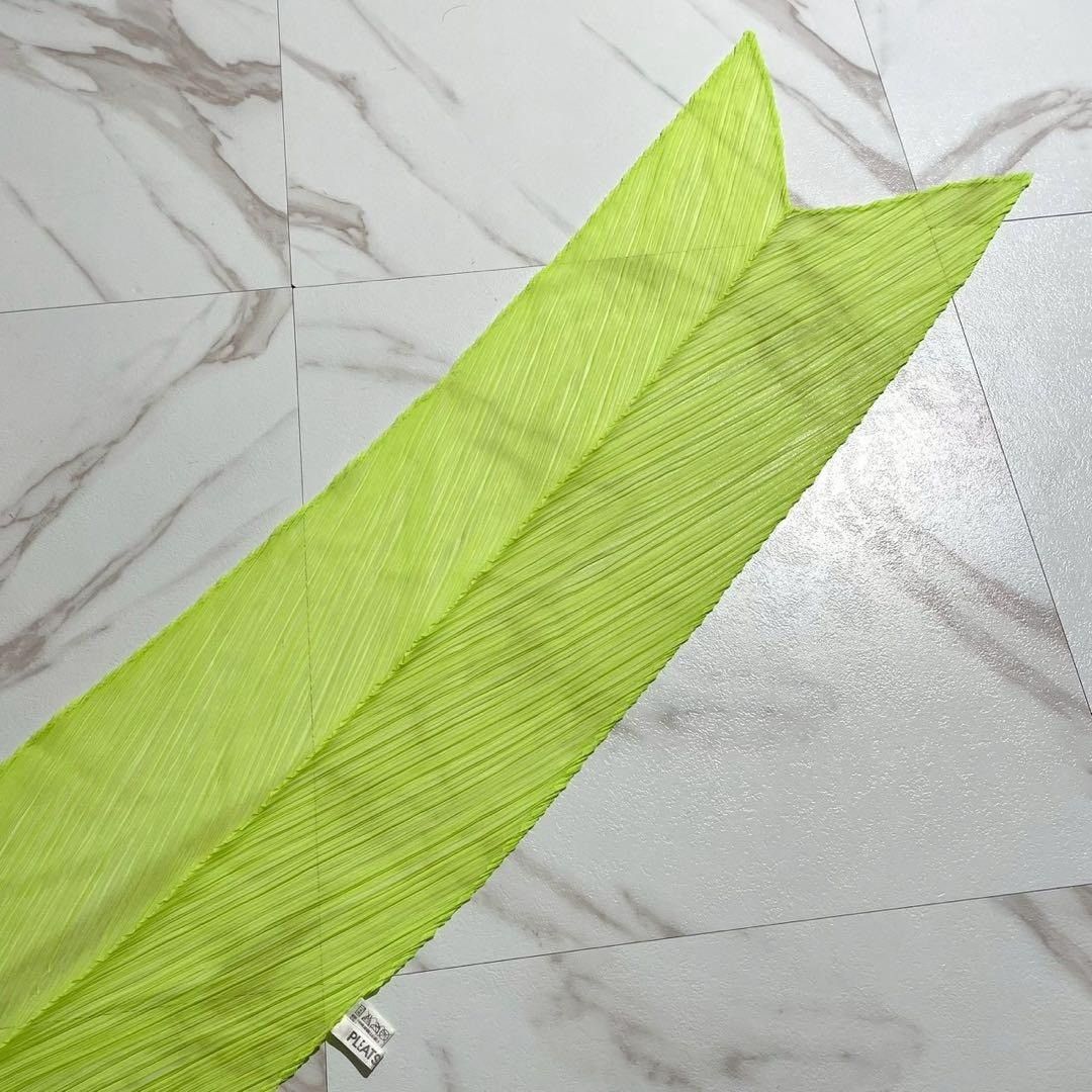 Issey Miyake ISSEY MIYAKE PLEATS PLEASE Pleated Processing Stole Yellow Size ONE SIZE - 6 Thumbnail