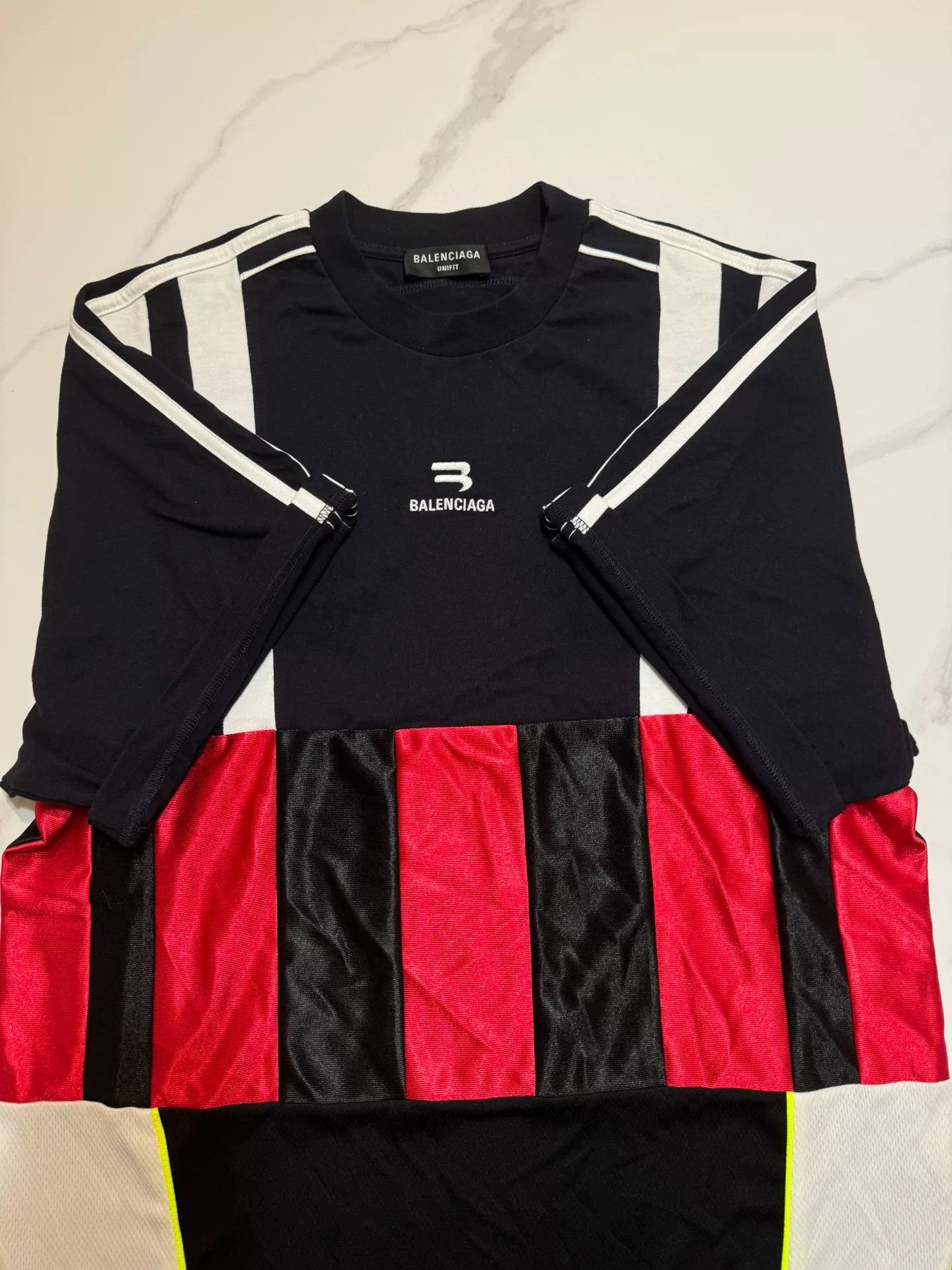 Balenciaga Balenciaga Spliced Football Jersey T-shirt Size US XXS / EU 40 - 4 Thumbnail