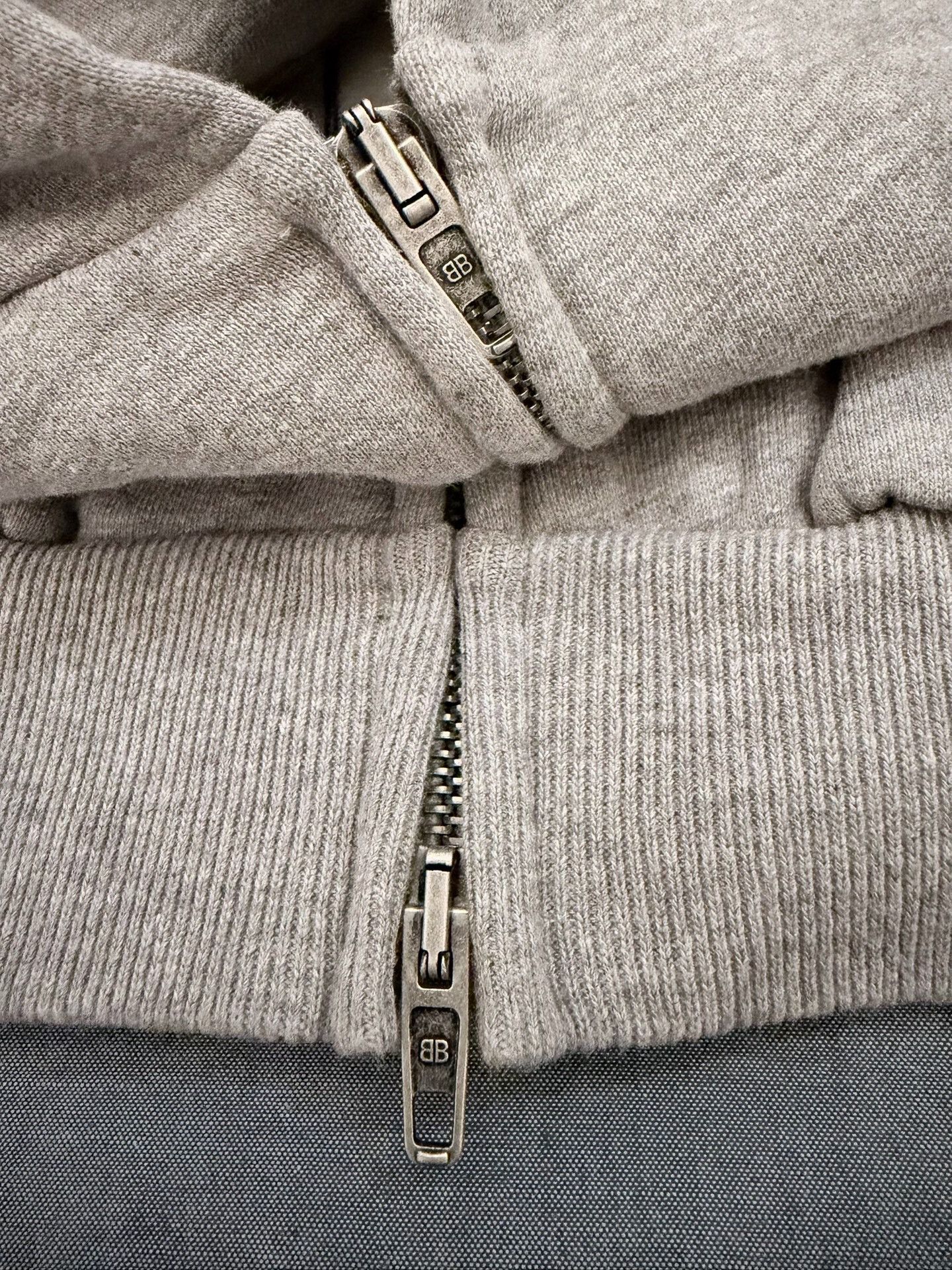 Balenciaga Balenciaga CEO Zip Hoodie for Fall Size US S / EU 44-46 / 1 - 5 Thumbnail