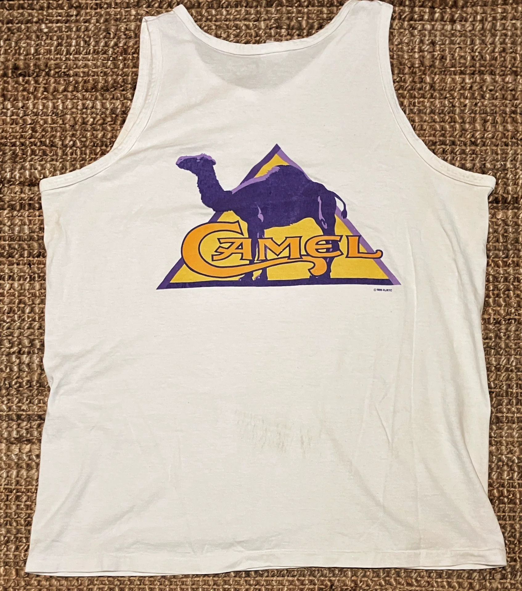 Vintage Vintage 90s Camel Graphic Tank Top Size US M / EU 48-50 / 2 - 3 Thumbnail