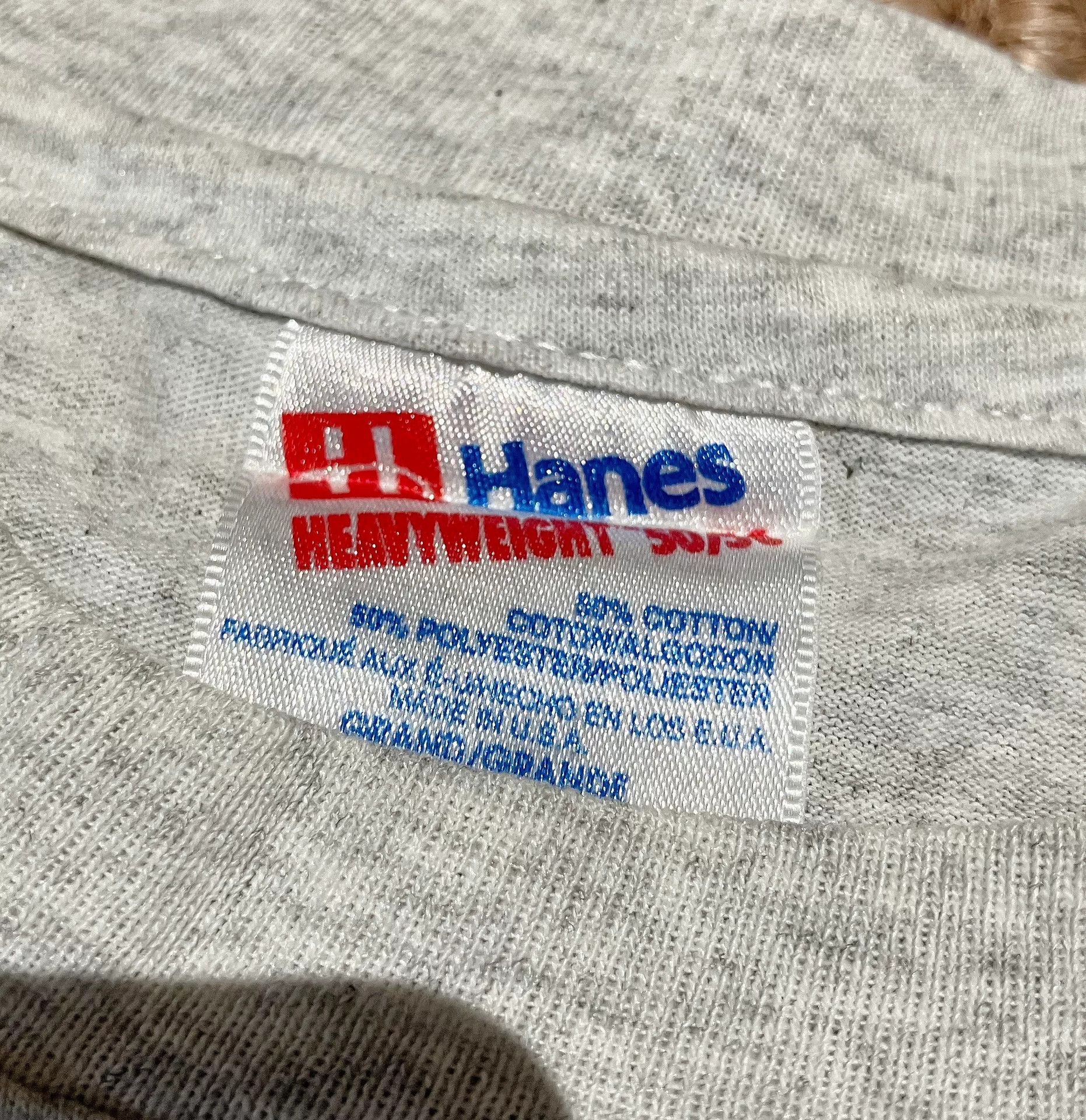 Vintage Vintage 90s Hanes Graphic T-Shirt Size US M / EU 48-50 / 2 - 3 Thumbnail