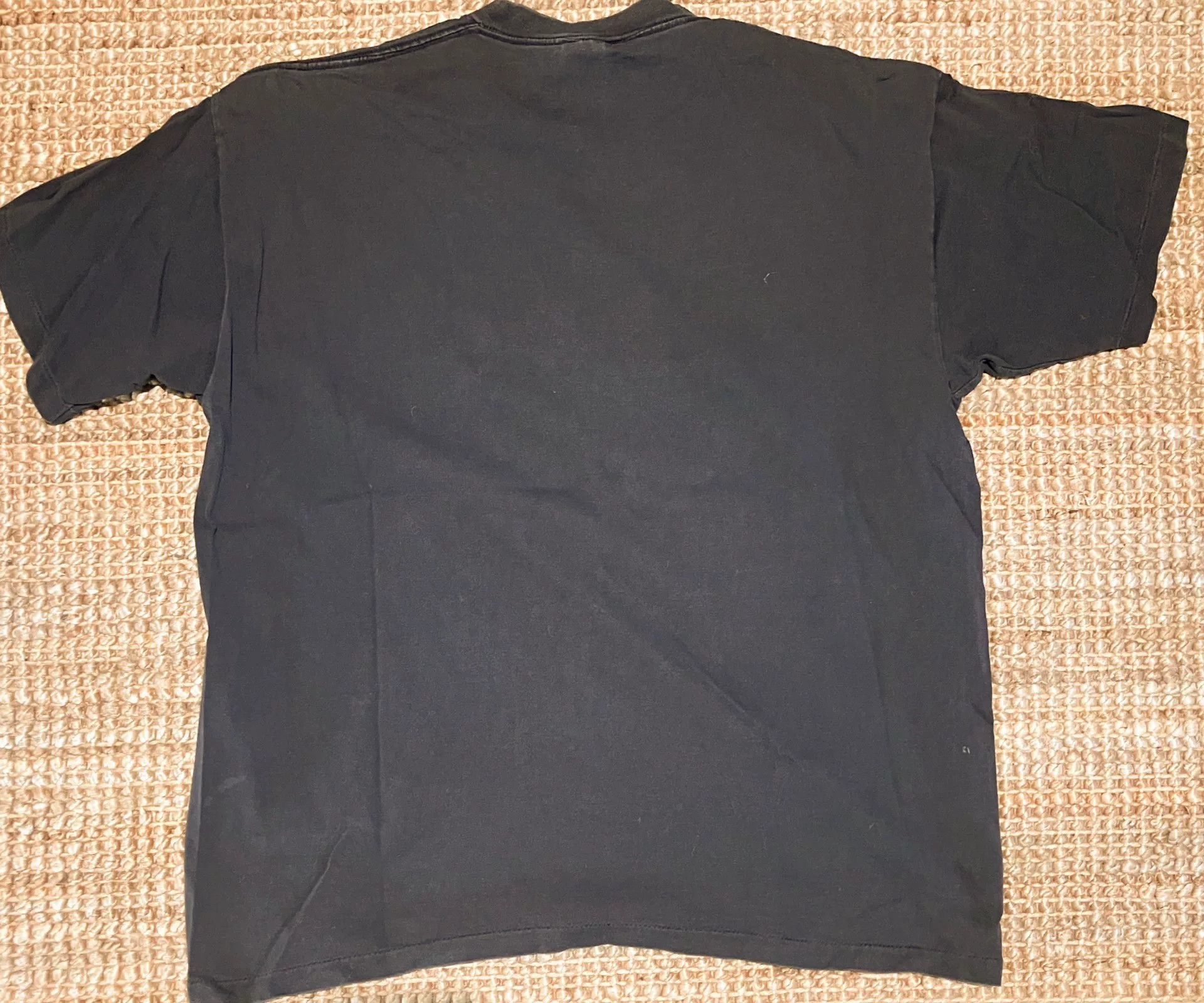 Vintage Vintage 90s Fashion Victim T-Shirt Size US L / EU 52-54 / 3 - 5 Thumbnail