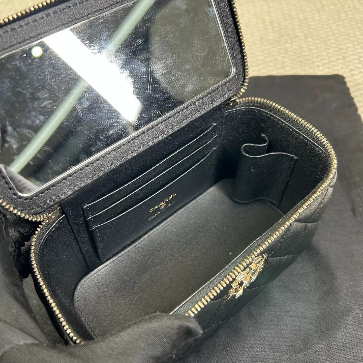 Chanel Pre-loved Bag Very good condition Size ONE SIZE - 3 Thumbnail