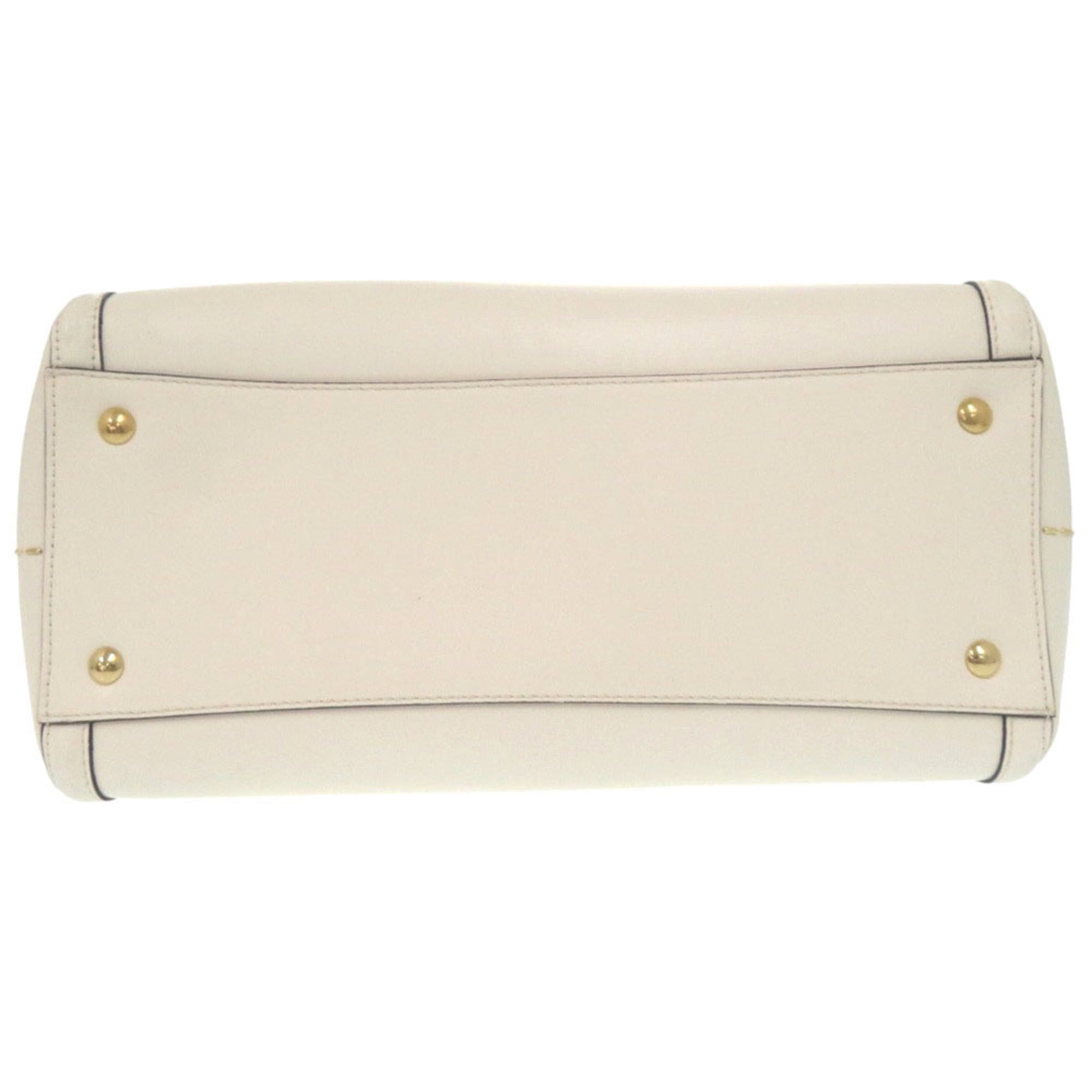 Salvatore Ferragamo Excellent condition Salvatore Ferragamo Amy EZ-21 G661 gold hardware leather white tote bag, one-shoulder 1544 Size ONE SIZE - 3 Thumbnail