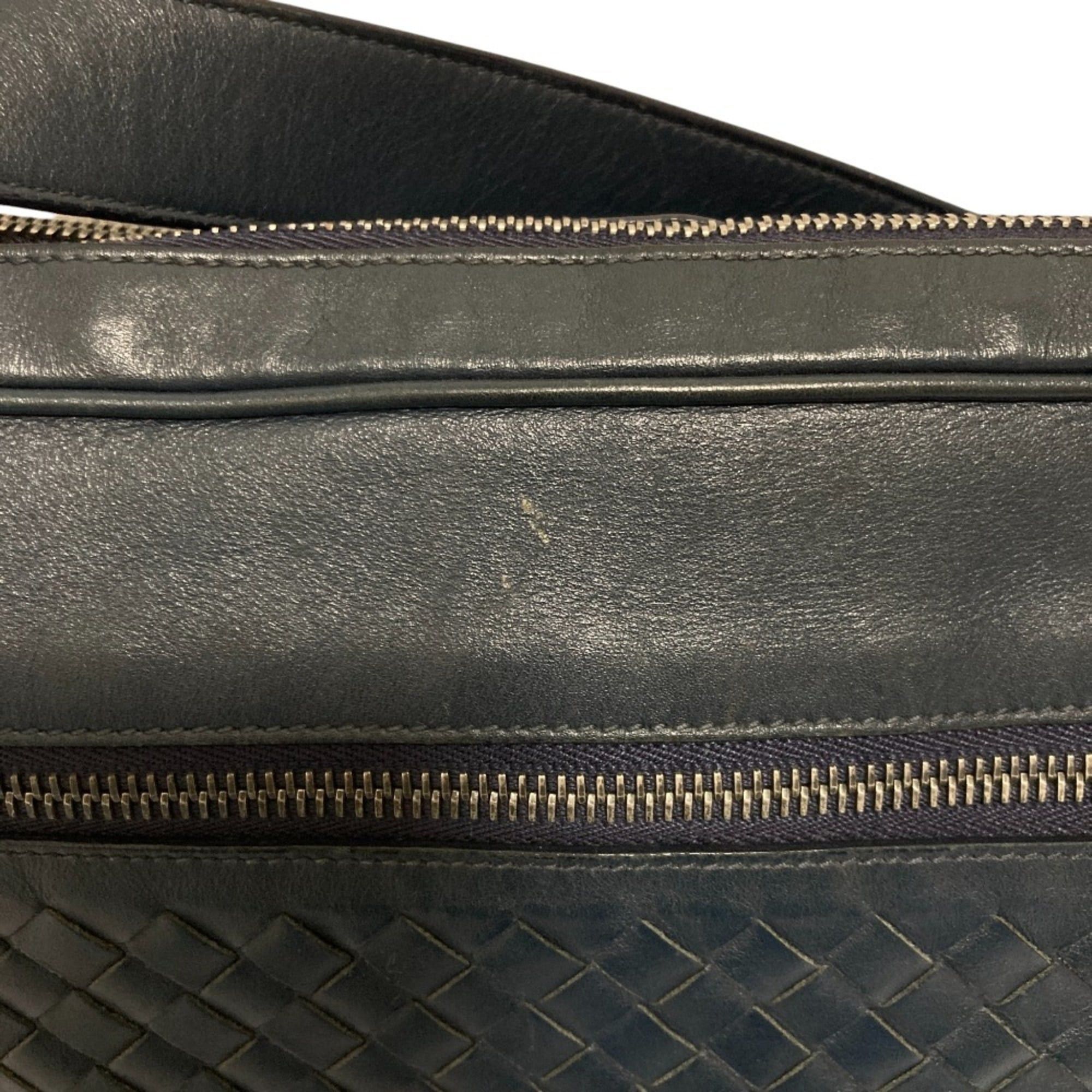 Bottega Veneta BOTTEGA VENETA Intrecciato Leather Shoulder Bag/Messenger Bag 410667 Navy for Men and Women Size ONE SIZE - 18 Thumbnail