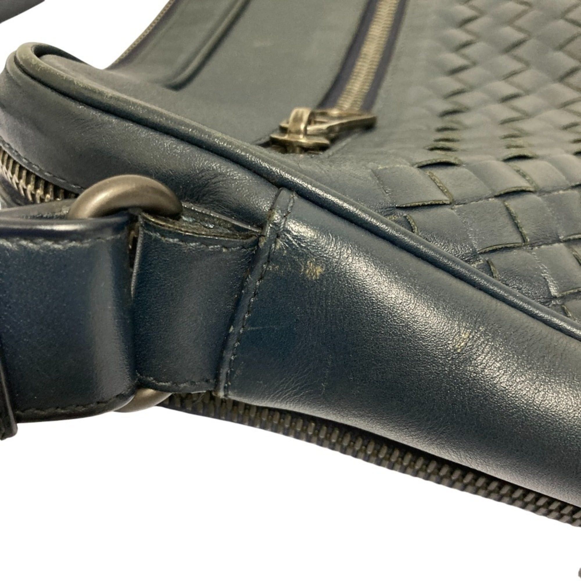 Bottega Veneta BOTTEGA VENETA Intrecciato Leather Shoulder Bag/Messenger Bag 410667 Navy for Men and Women Size ONE SIZE - 17 Thumbnail