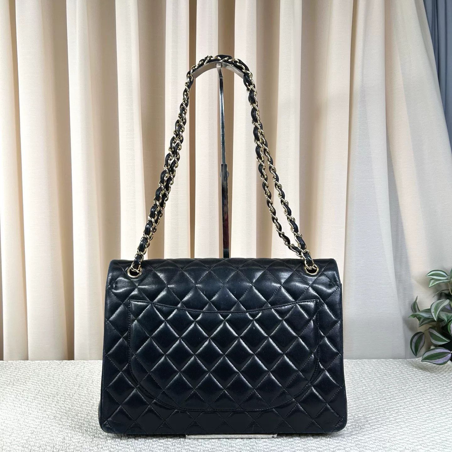 Chanel Pre-loved Bag Very good condition Size ONE SIZE - 2 Thumbnail