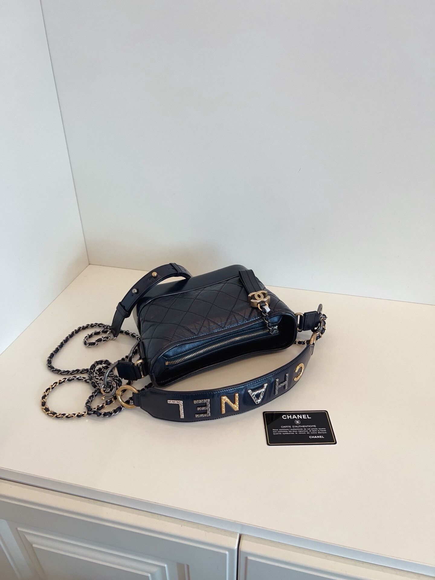 Chanel Pre-loved Bag Very good condition Size ONE SIZE - 4 Thumbnail