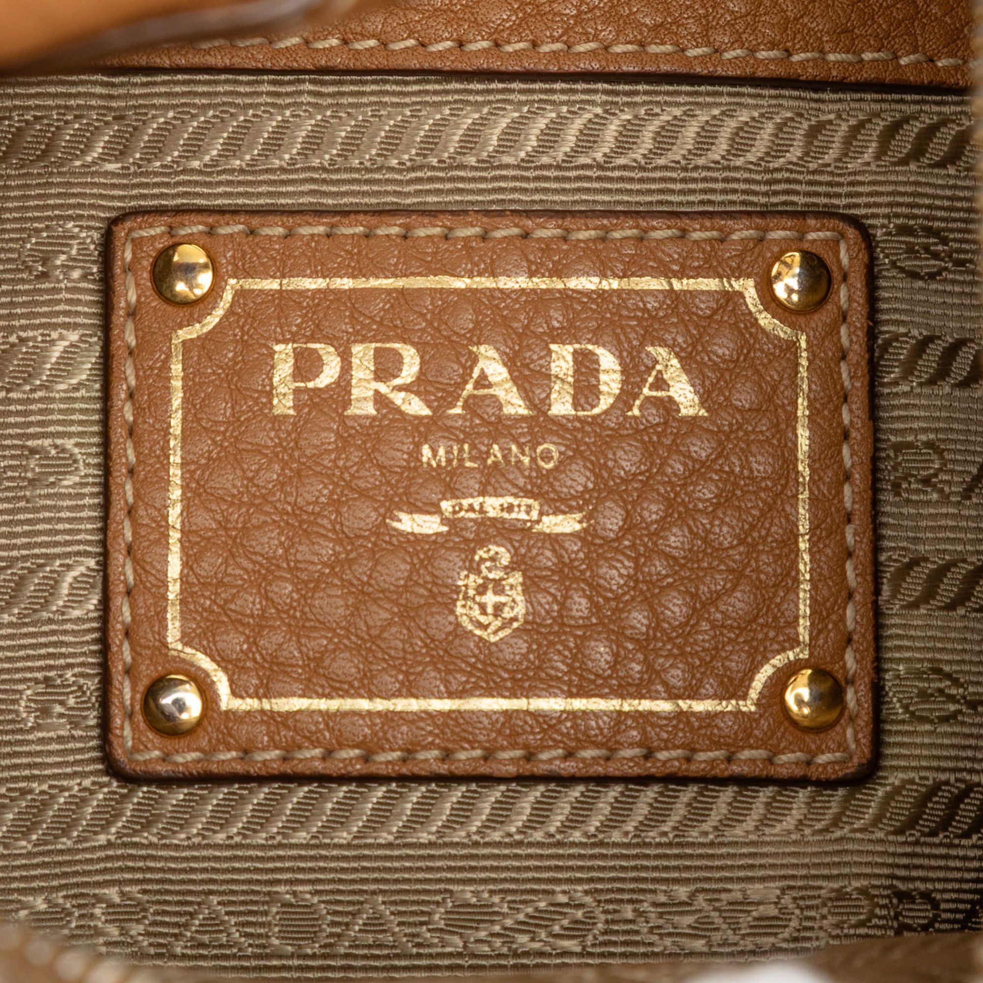 Prada Prada Vitello Daino Shoulder Bag Size ONE SIZE - 5 Thumbnail