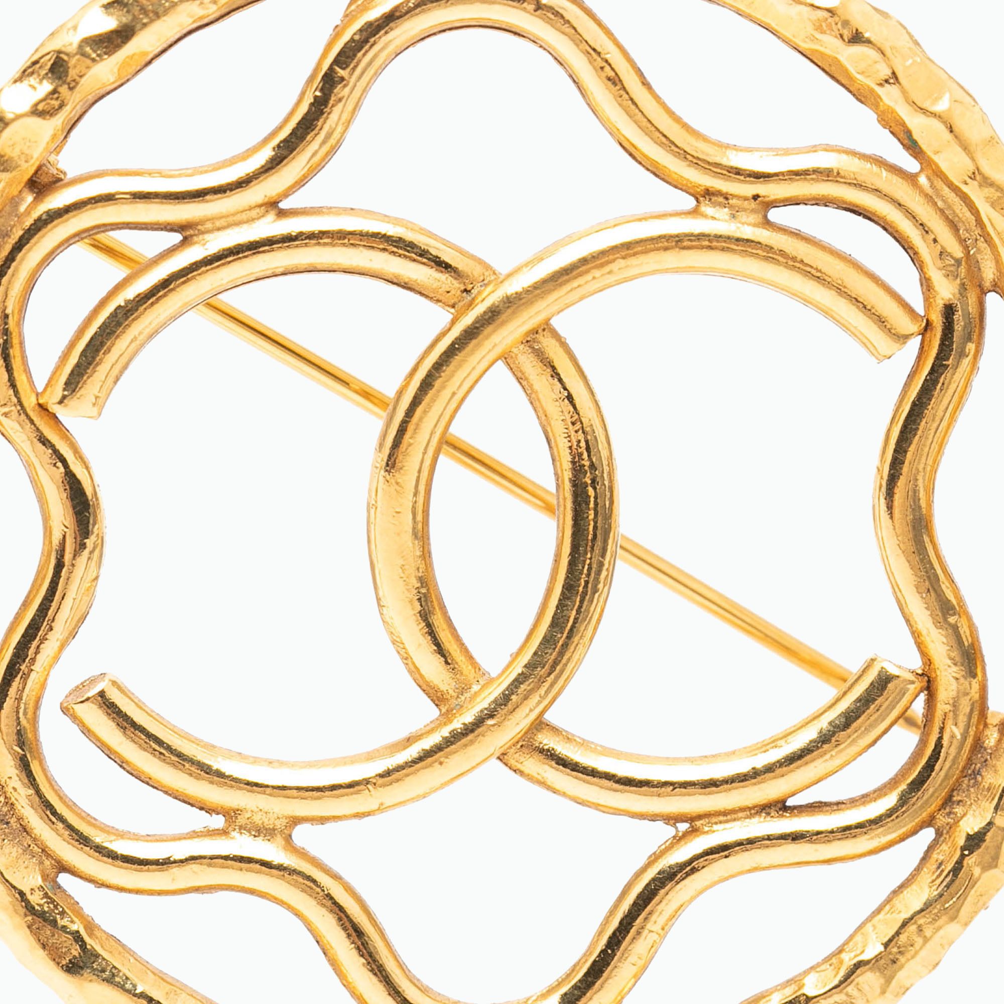 Chanel Chanel CC Gold Plated Round Brooch Size ONE SIZE - 4 Thumbnail