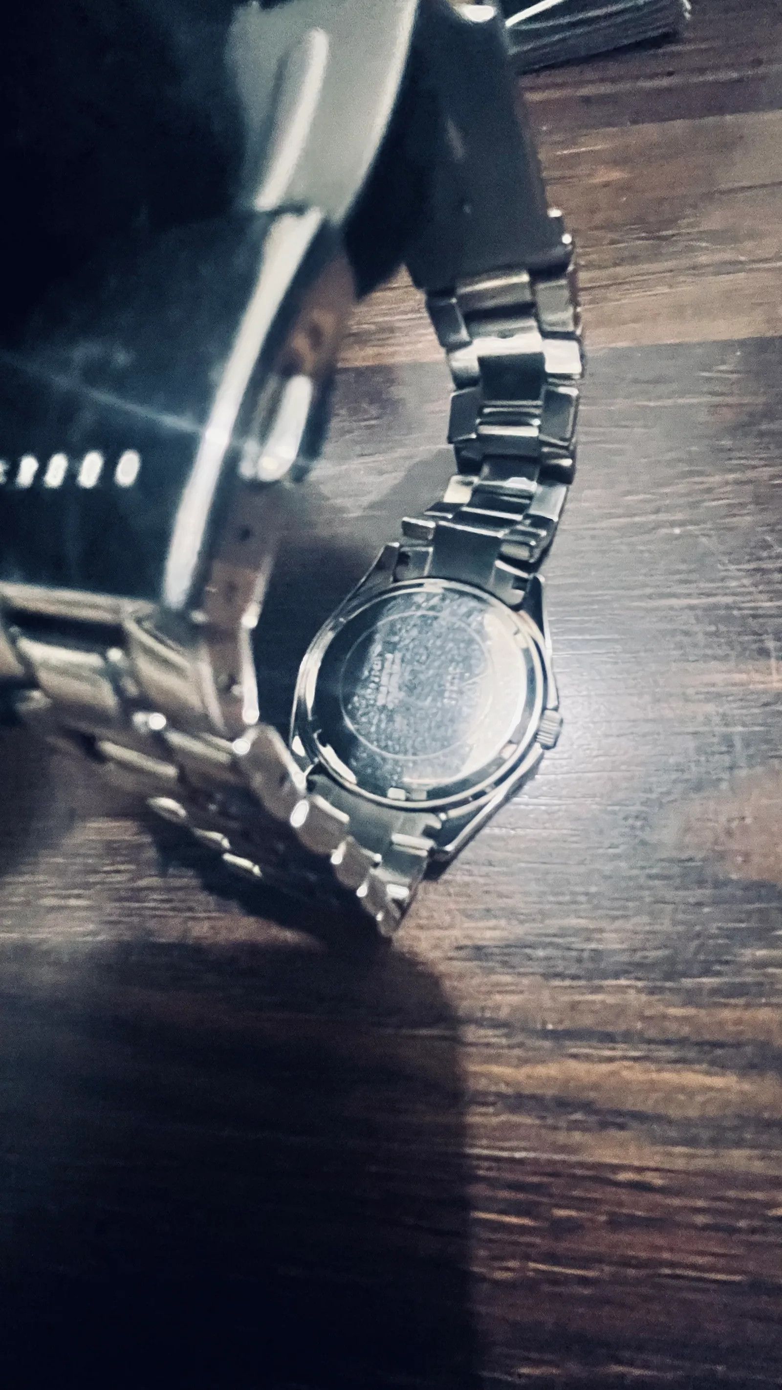 Guess Guess Analog Watch Size ONE SIZE - 3 Thumbnail
