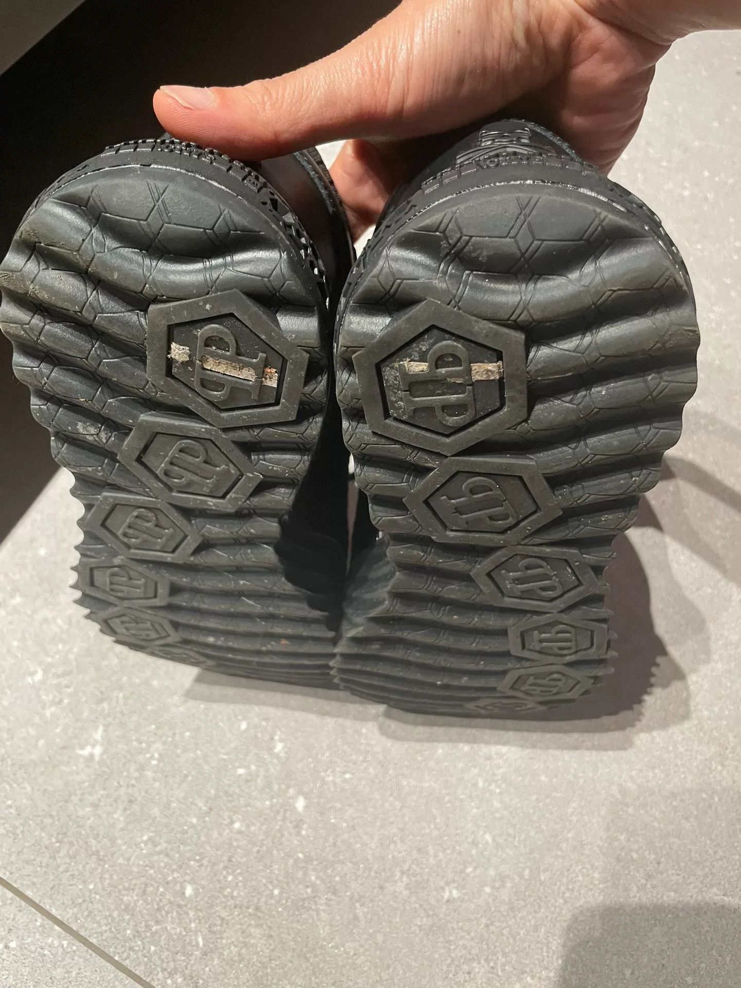 Philipp Plein PHILIPP PLEIN Black Runner Hexagon Sneakers Size US 8 / EU 41 - 4 Thumbnail